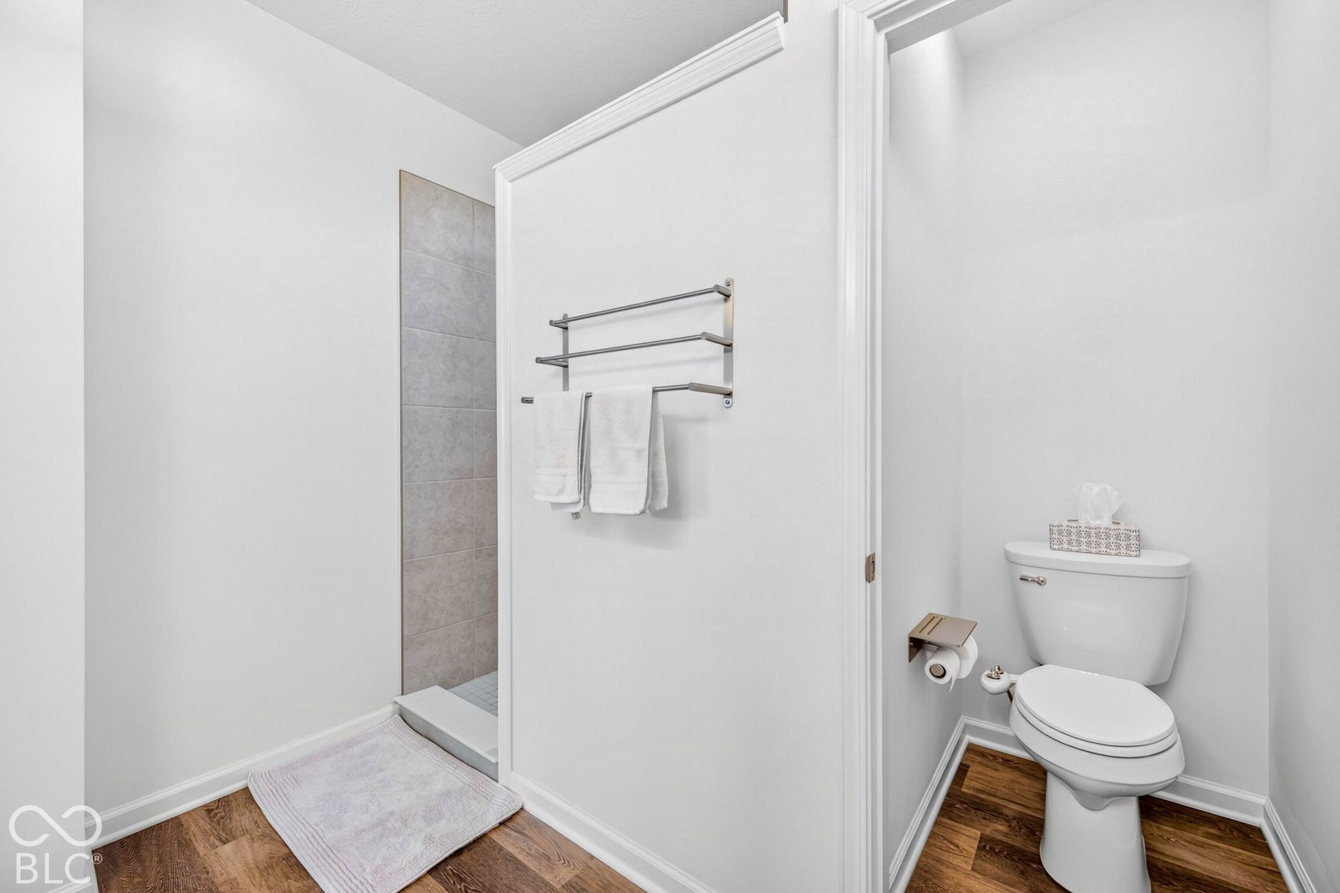 Walk-in shower with tiled surround