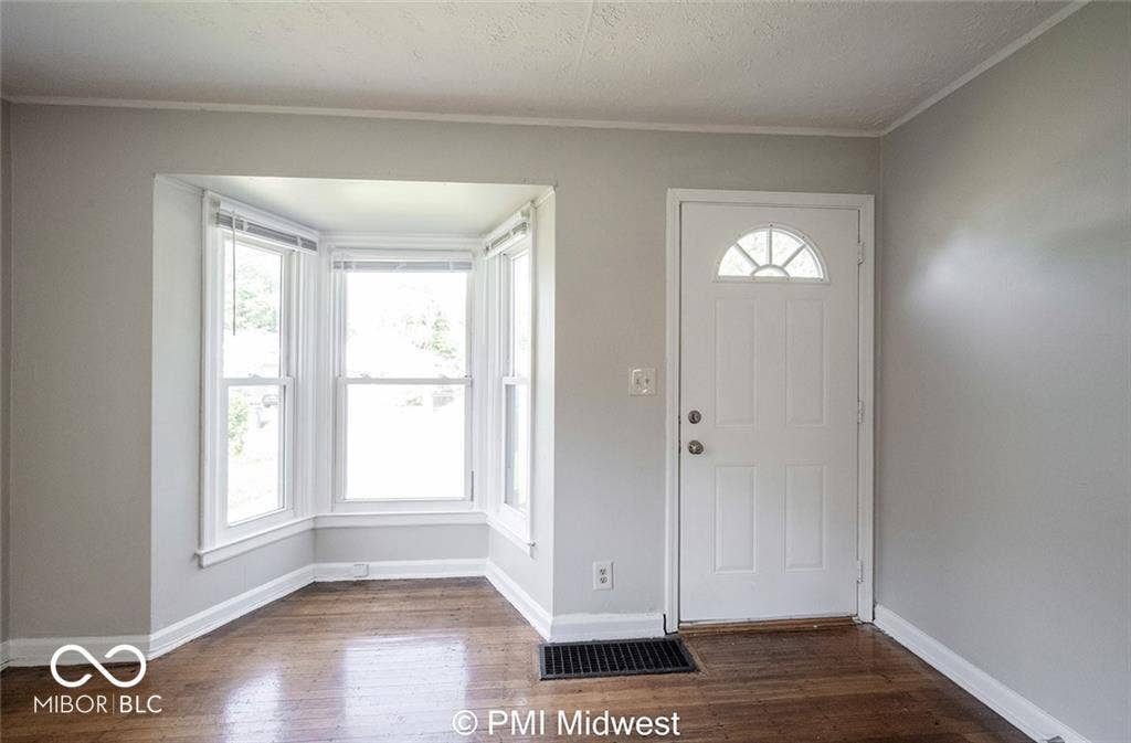 4627 Norwaldo Avenue, Indianapolis, IN 46205 4627 Norwaldo Avenue, Indianapolis, IN 46205