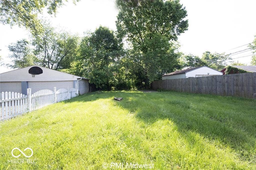 4627 Norwaldo Avenue, Indianapolis, IN 46205 4627 Norwaldo Avenue, Indianapolis, IN 46205