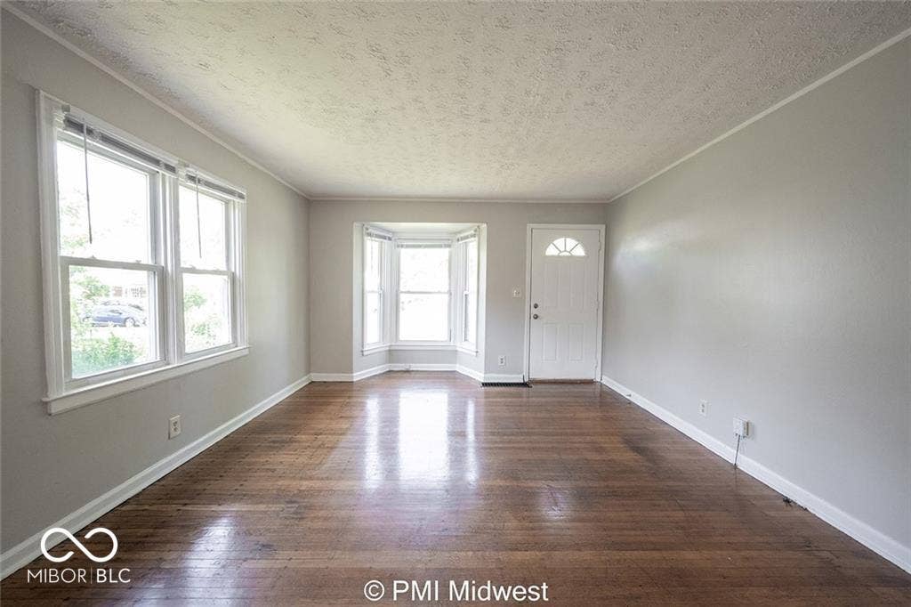 4627 Norwaldo Avenue, Indianapolis, IN 46205 4627 Norwaldo Avenue, Indianapolis, IN 46205