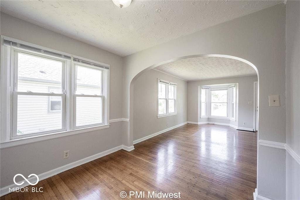 4627 Norwaldo Avenue, Indianapolis, IN 46205 4627 Norwaldo Avenue, Indianapolis, IN 46205