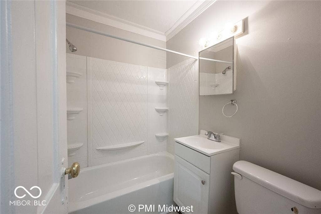4627 Norwaldo Avenue, Indianapolis, IN 46205 4627 Norwaldo Avenue, Indianapolis, IN 46205