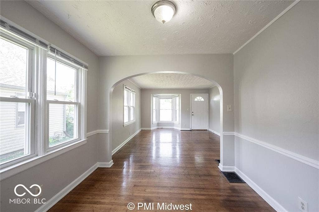 4627 Norwaldo Avenue, Indianapolis, IN 46205 4627 Norwaldo Avenue, Indianapolis, IN 46205
