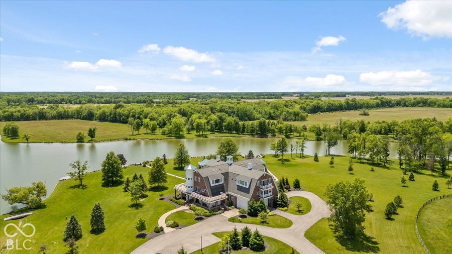 Property photo for 9825 Windy Hills Drive, Zionsville, IN