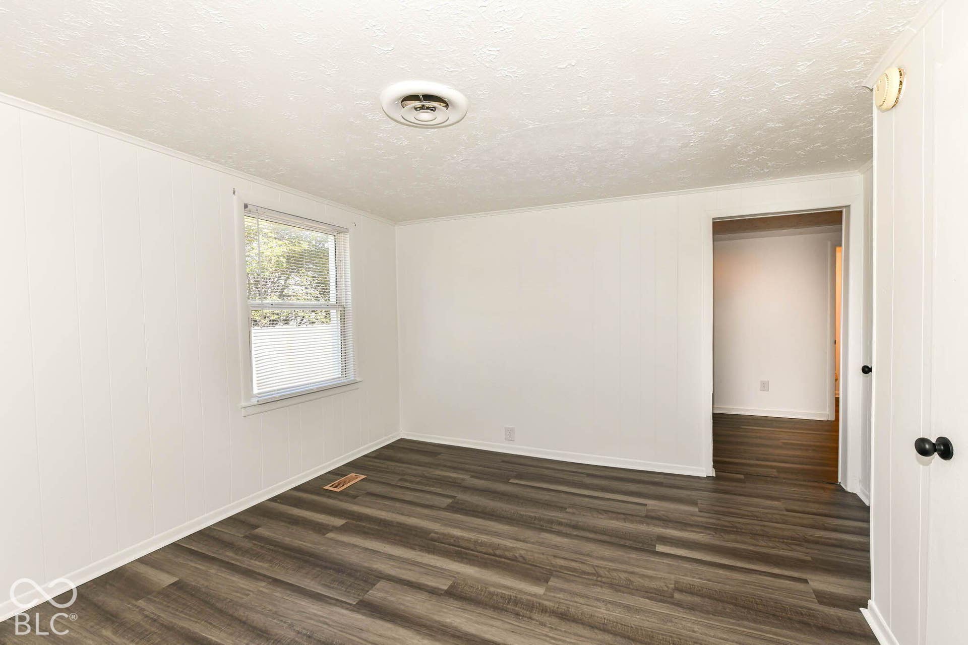 24 Elliott Street, Shelbyville, IN 46176