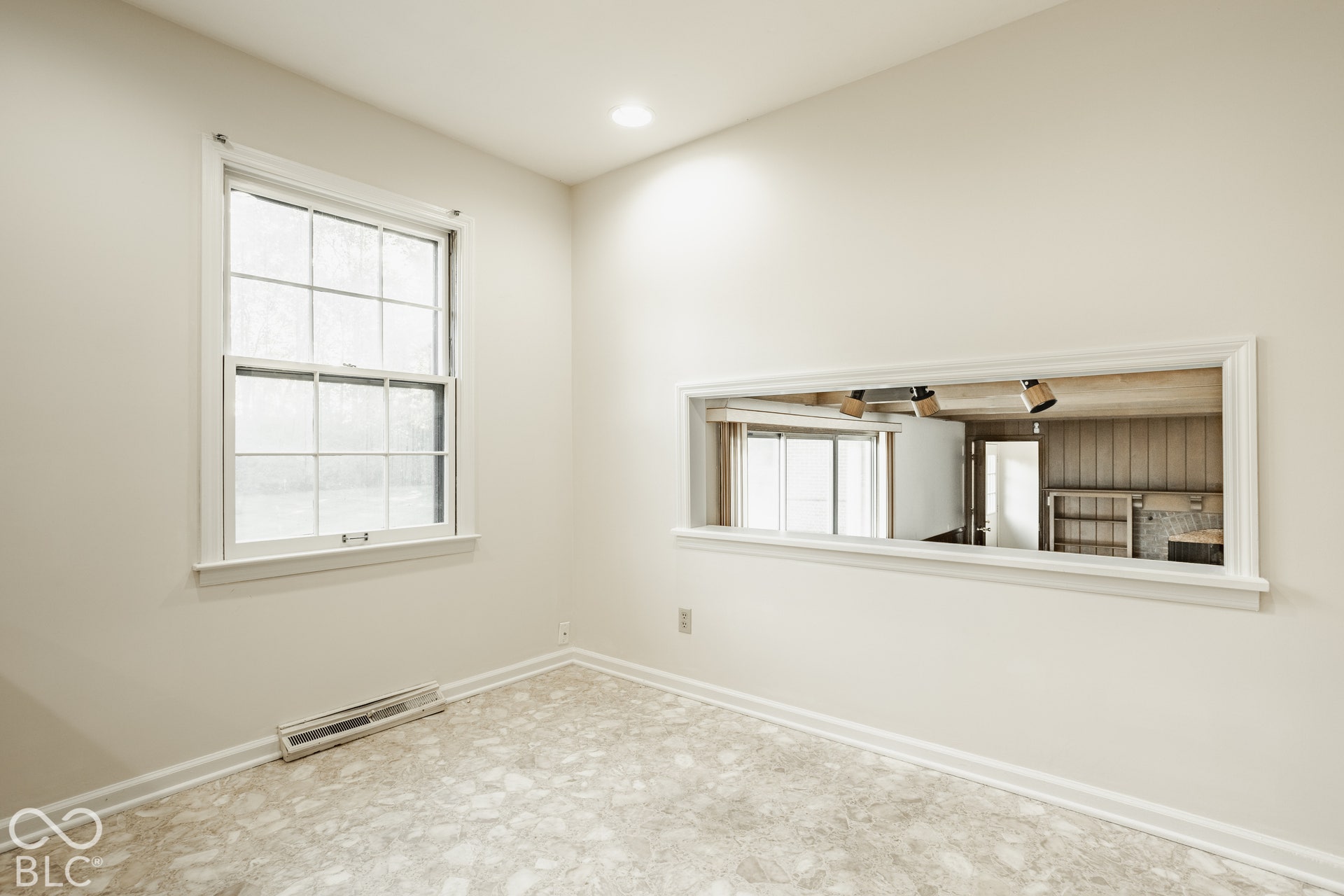 8959 Rexford Road, Indianapolis, IN 46260