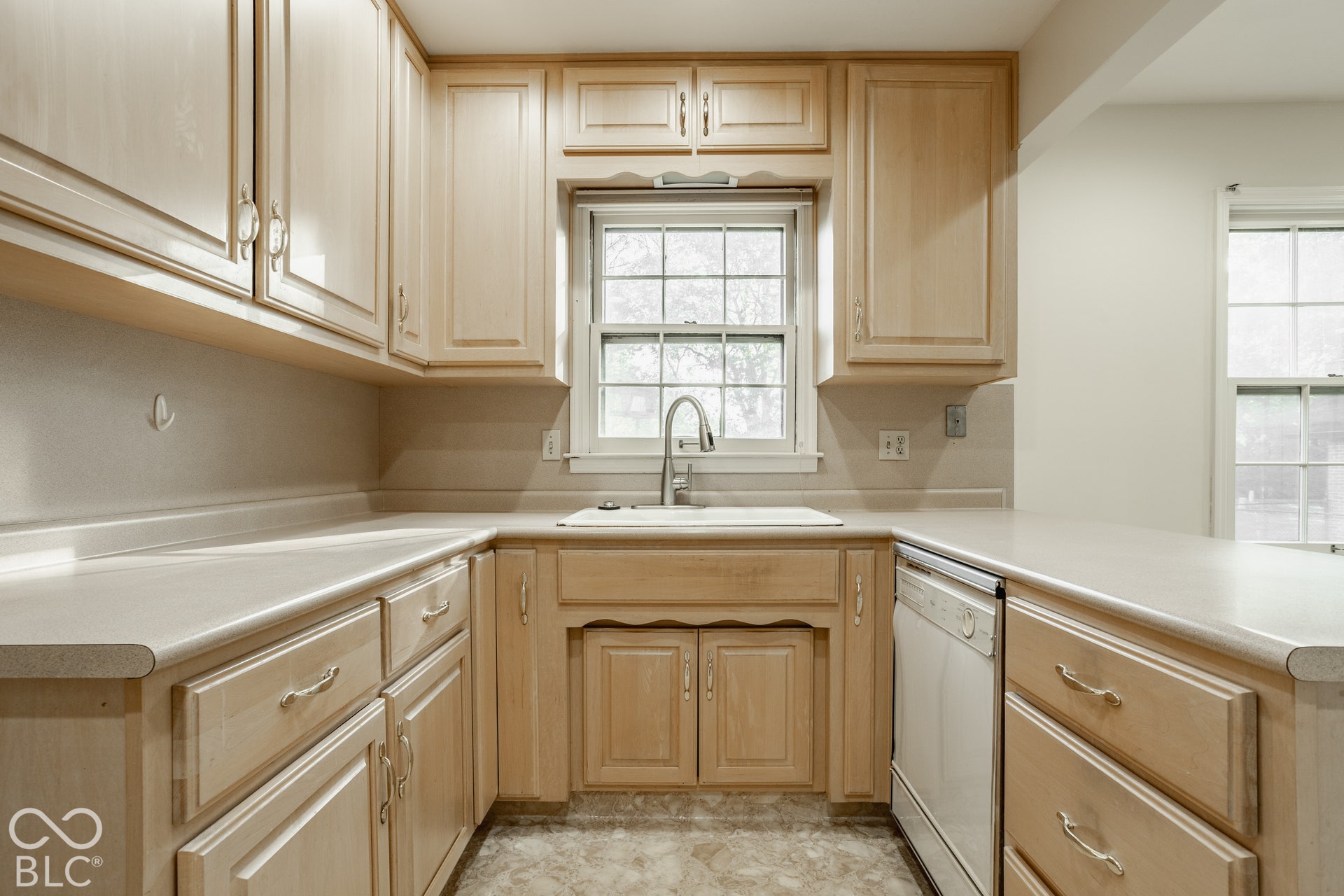 8959 Rexford Road, Indianapolis, IN 46260
