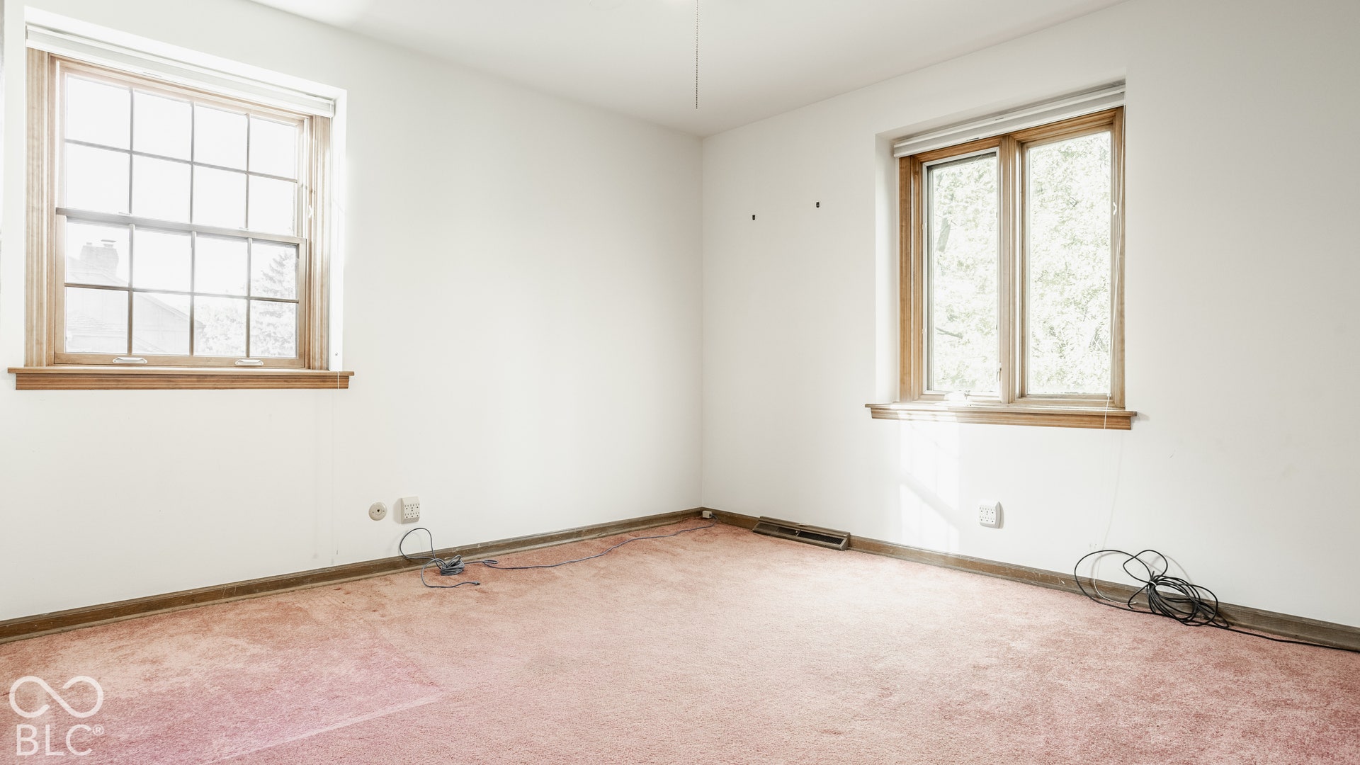 8959 Rexford Road, Indianapolis, IN 46260