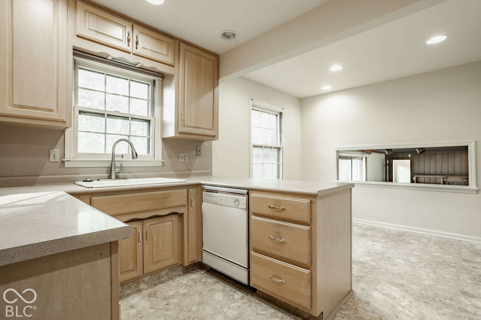 8959 Rexford Road, Indianapolis, IN 46260