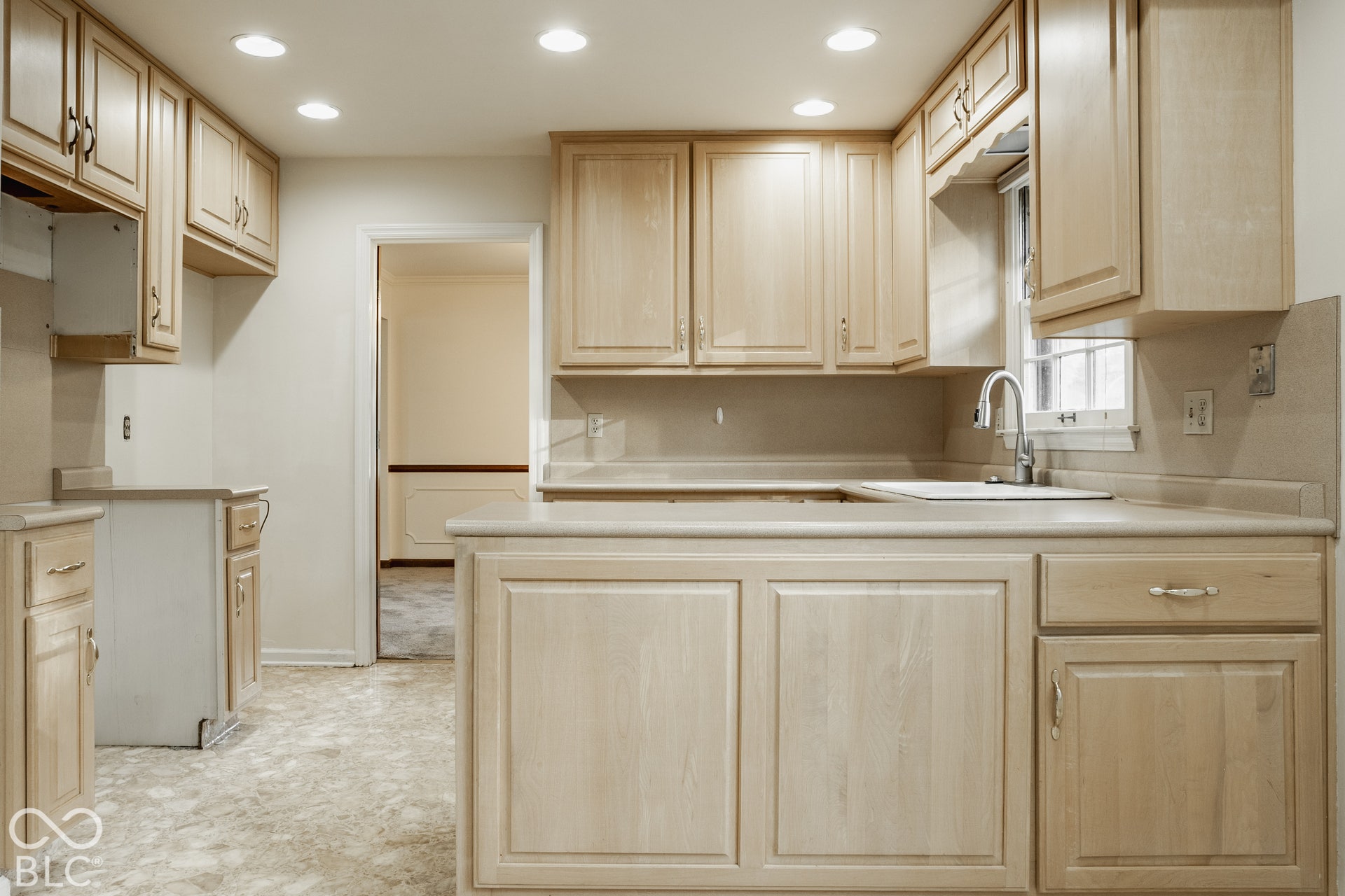 8959 Rexford Road, Indianapolis, IN 46260