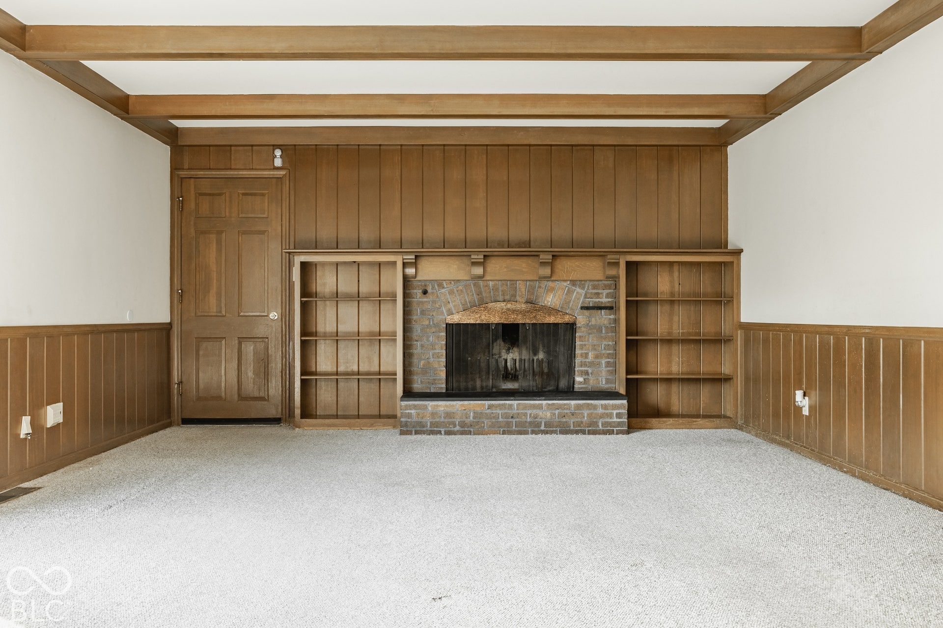 8959 Rexford Road, Indianapolis, IN 46260