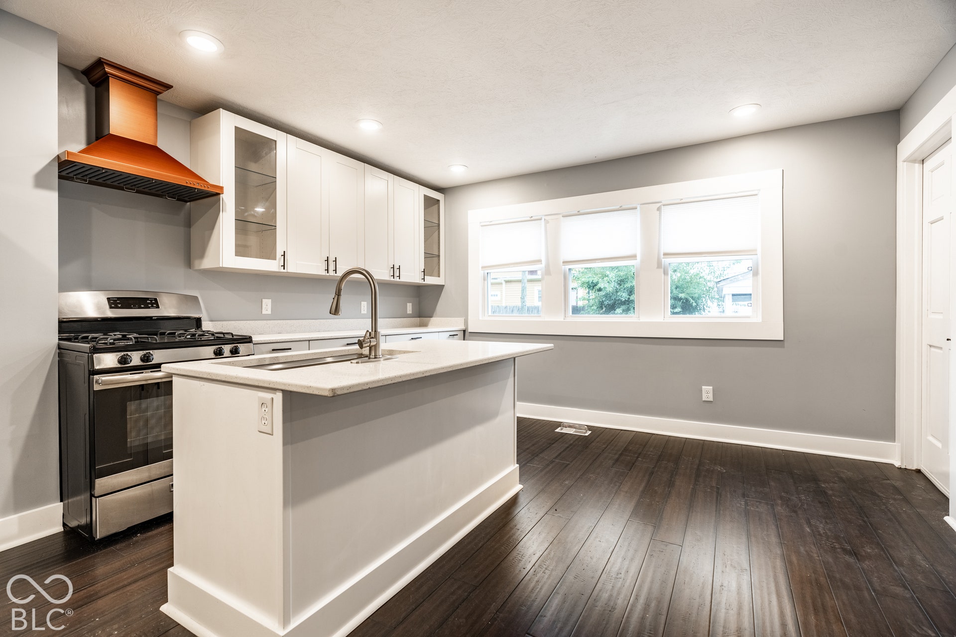 421 E 33rd Street, Indianapolis, IN 46205