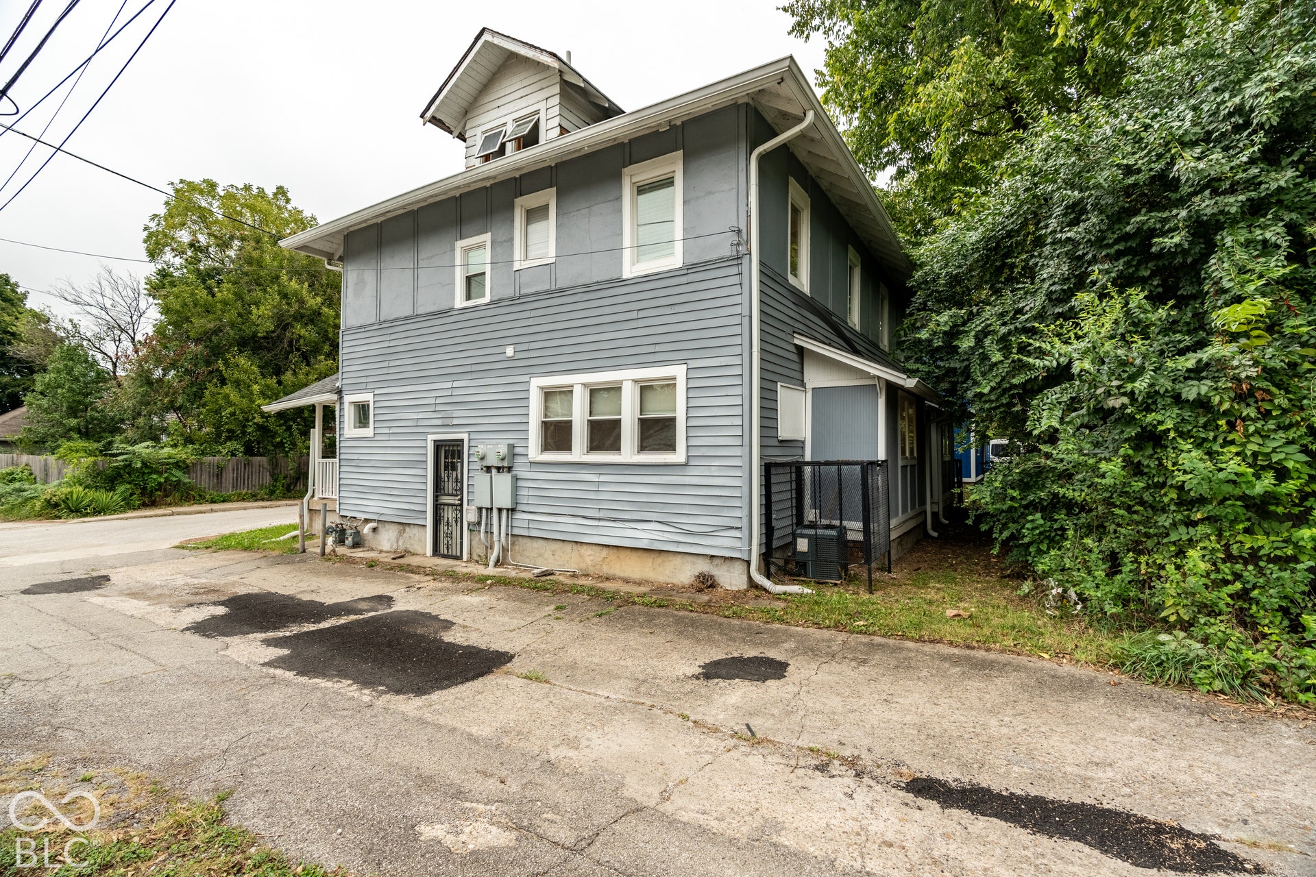 421 E 33rd Street, Indianapolis, IN 46205