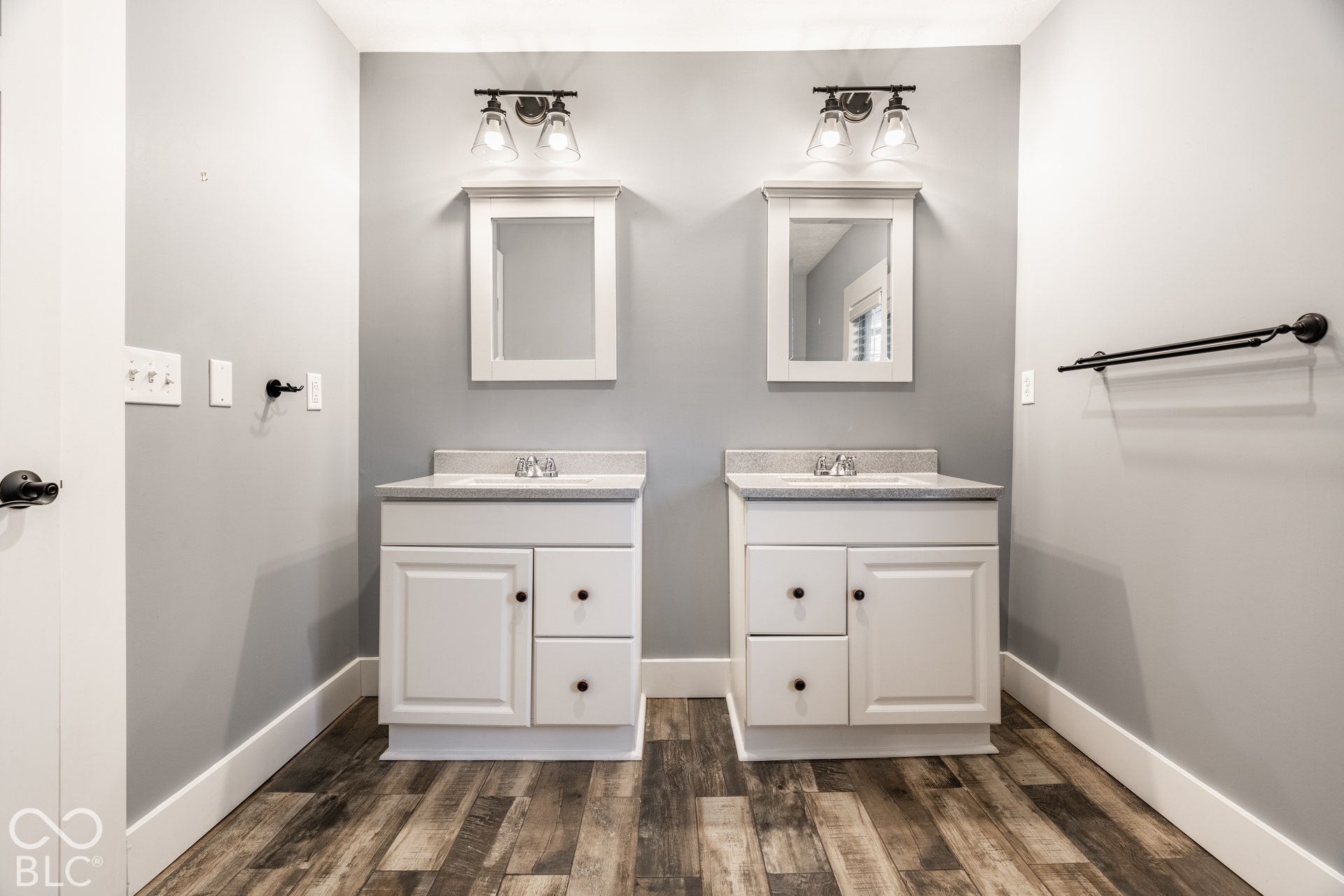 421 E 33rd Street, Indianapolis, IN 46205