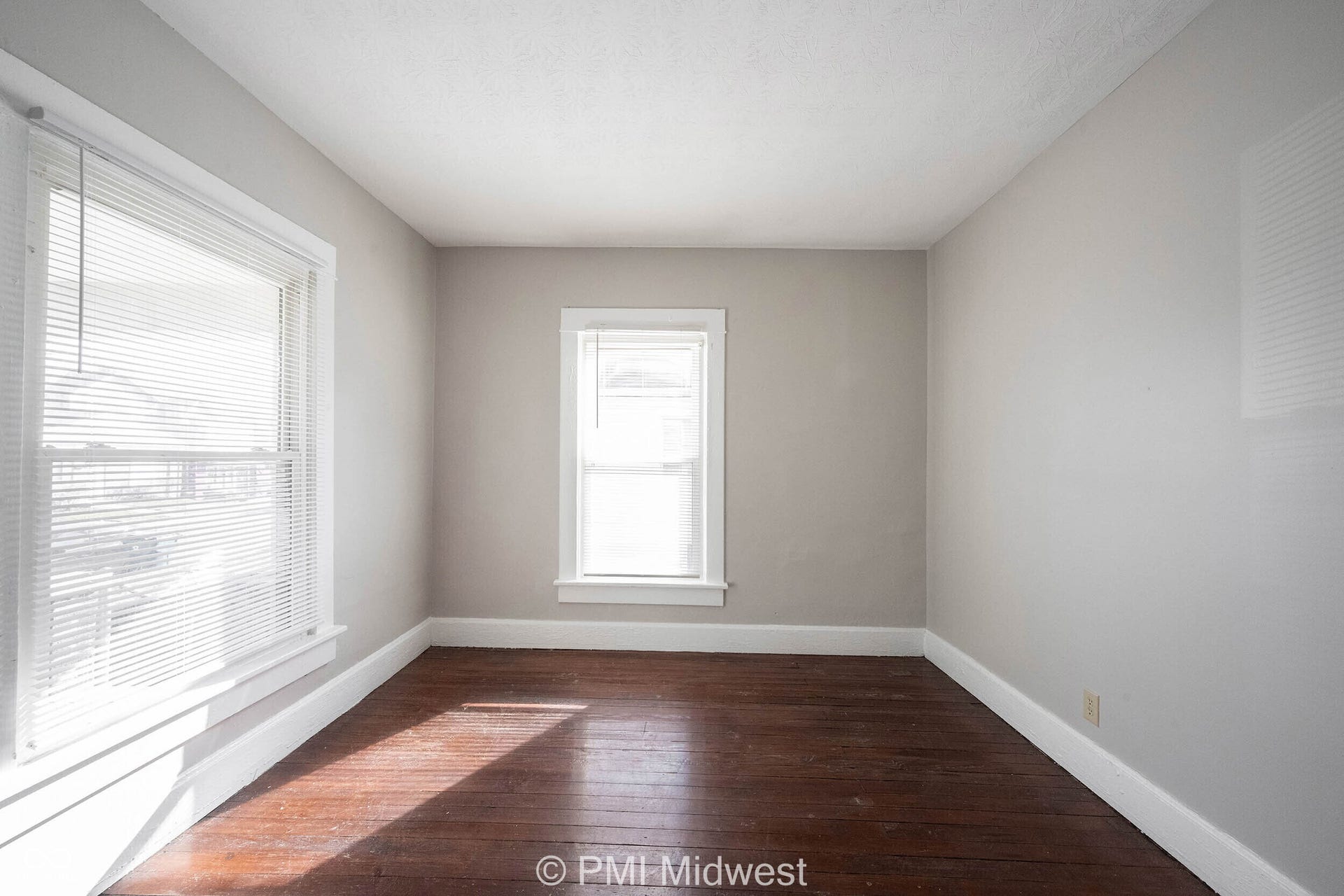 323 W 40th Street, Indianapolis, IN 46208