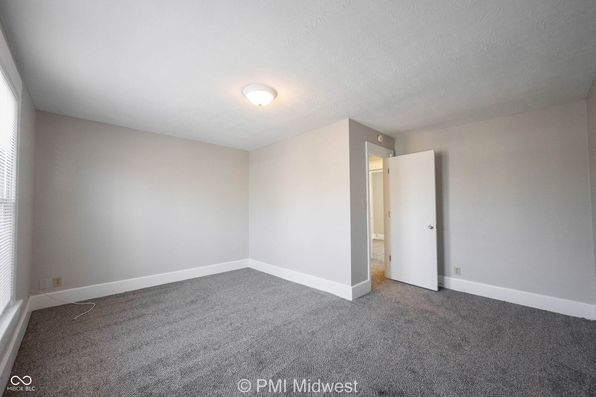 323 W 40th Street, Indianapolis, IN 46208
