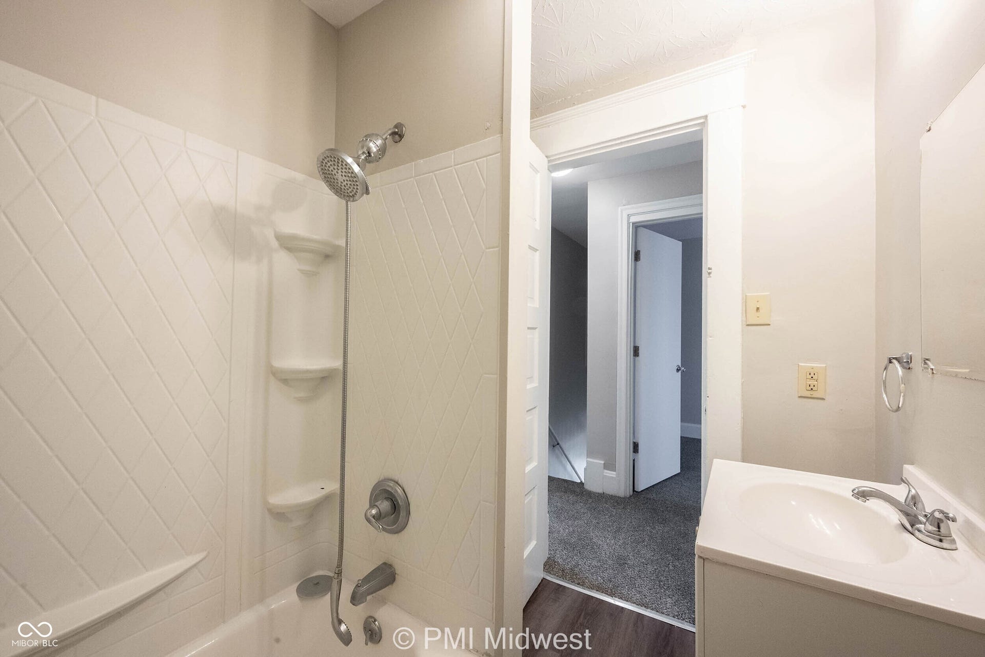 323 W 40th Street, Indianapolis, IN 46208