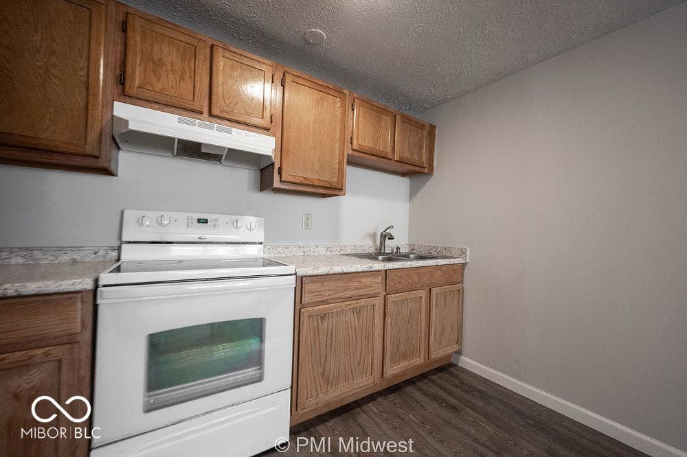 3736 N Meridian Street, Indianapolis, IN 46208