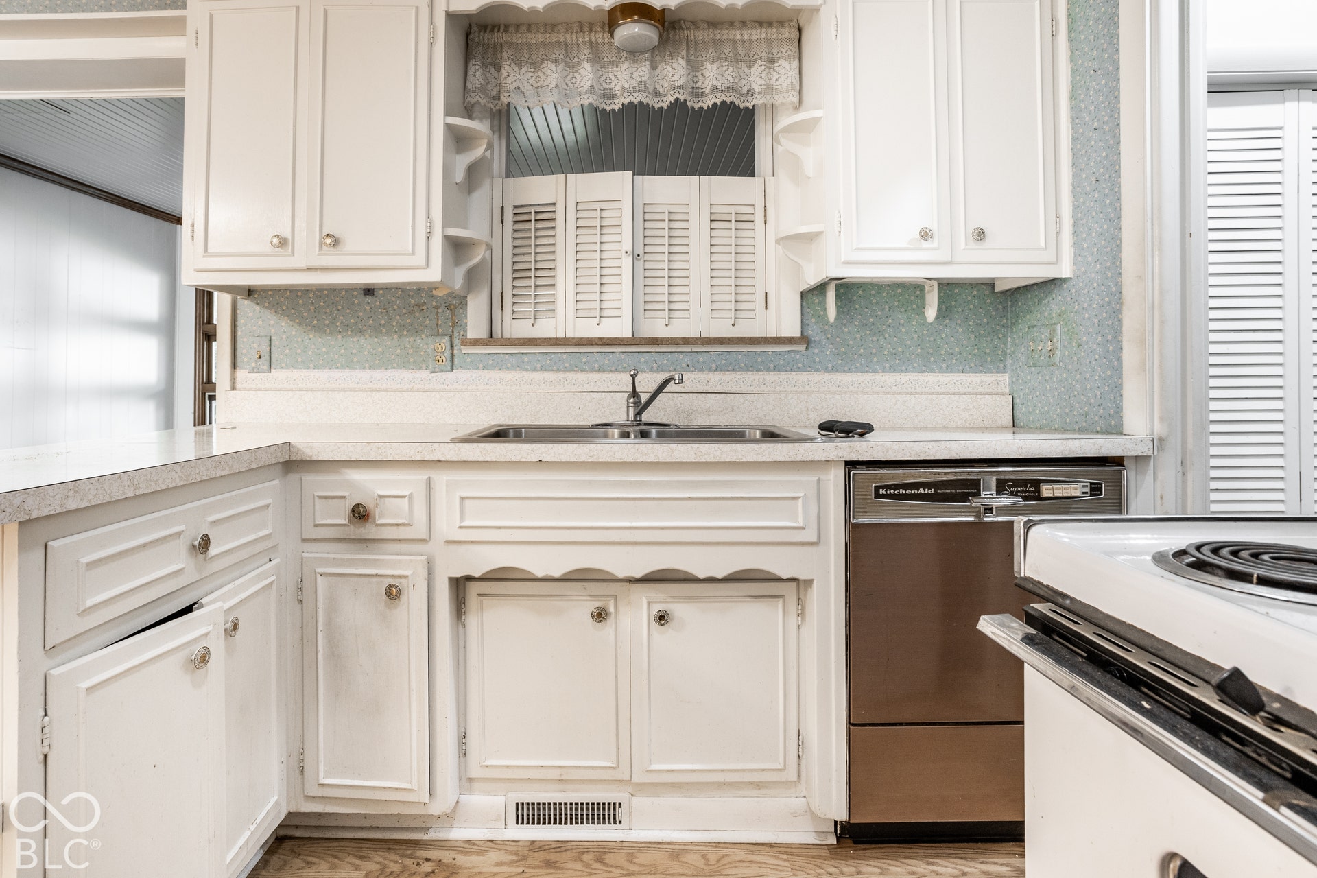 2106 Woodcrest Road, Indianapolis, IN 46227