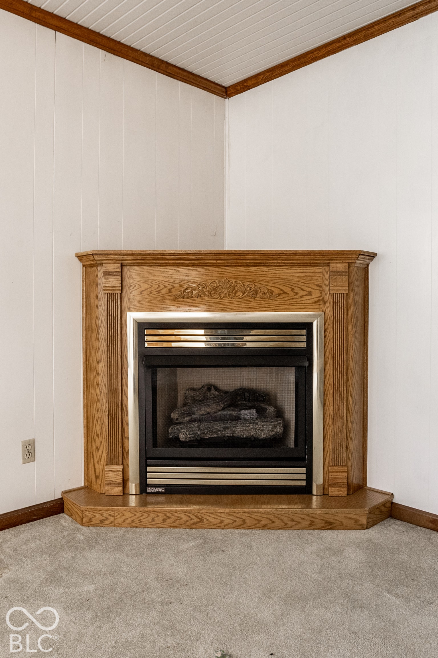 2106 Woodcrest Road, Indianapolis, IN 46227