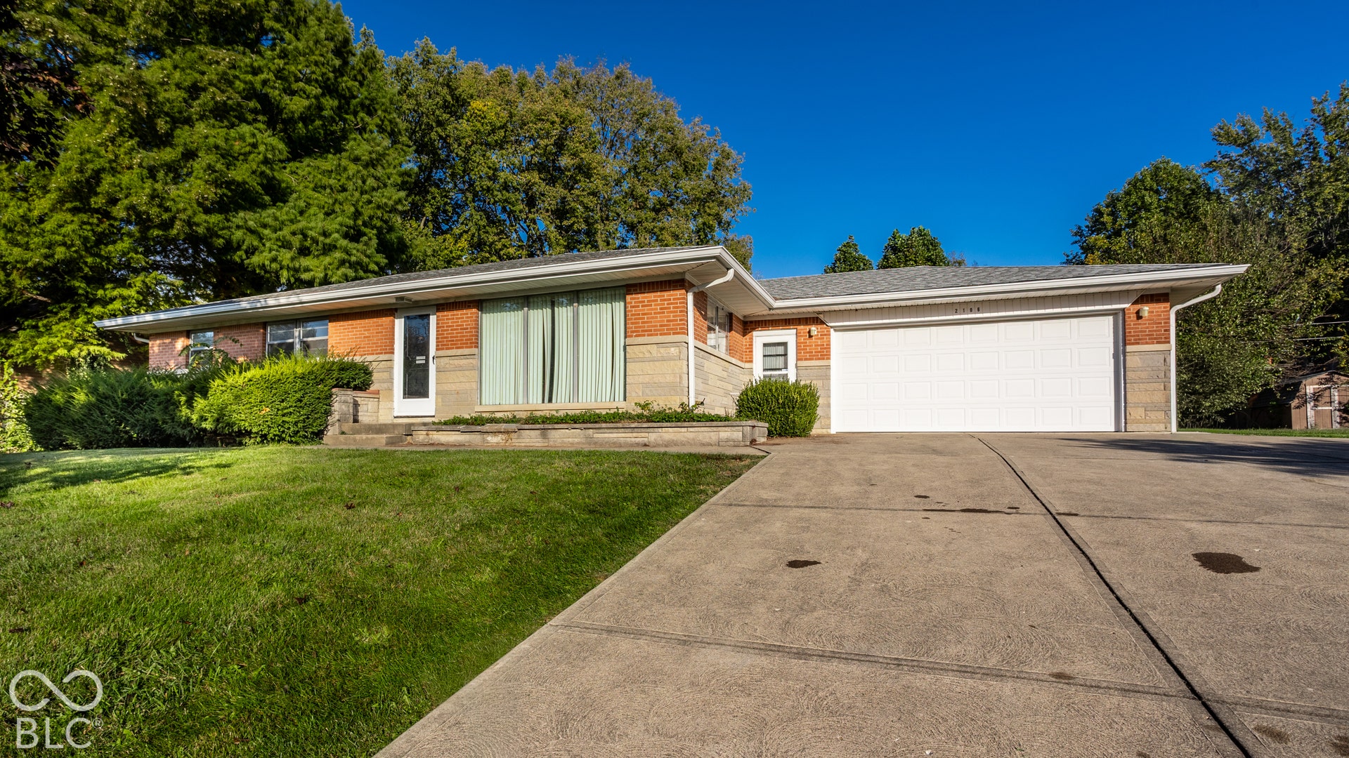 2106 Woodcrest Road, Indianapolis, IN 46227