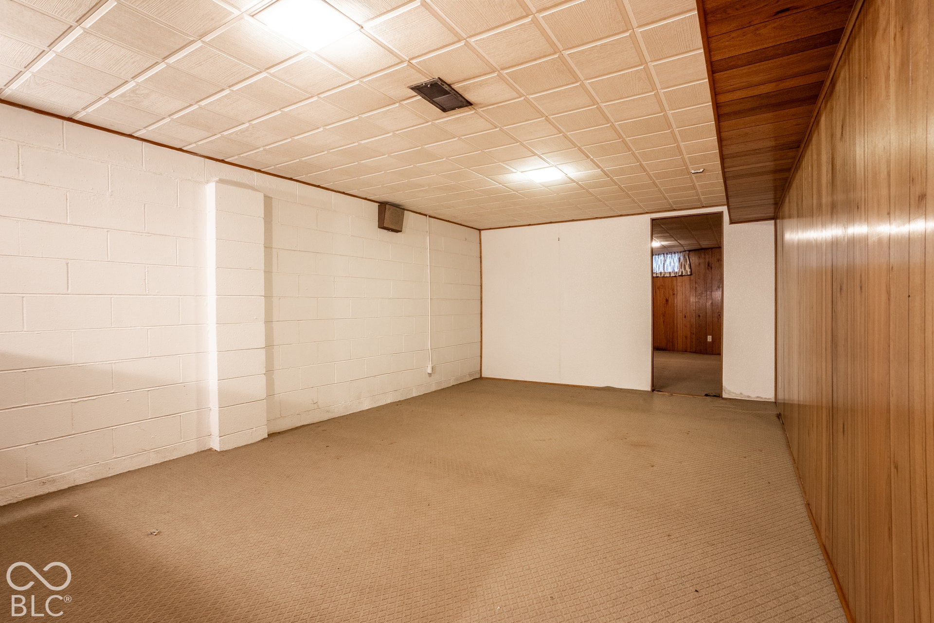 2106 Woodcrest Road, Indianapolis, IN 46227