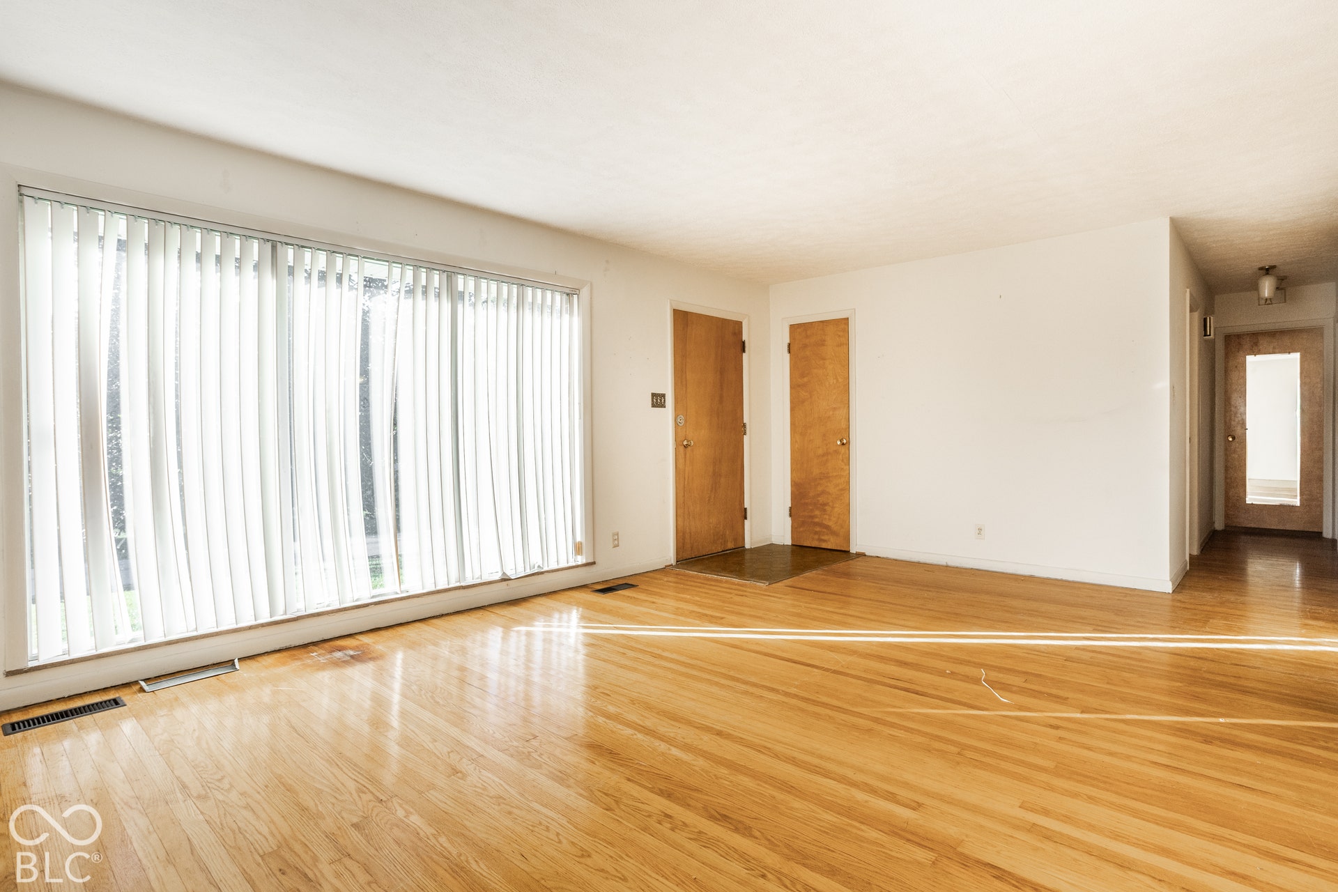 2106 Woodcrest Road, Indianapolis, IN 46227