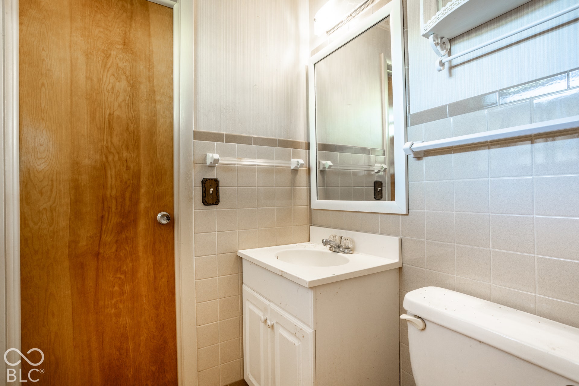 2106 Woodcrest Road, Indianapolis, IN 46227
