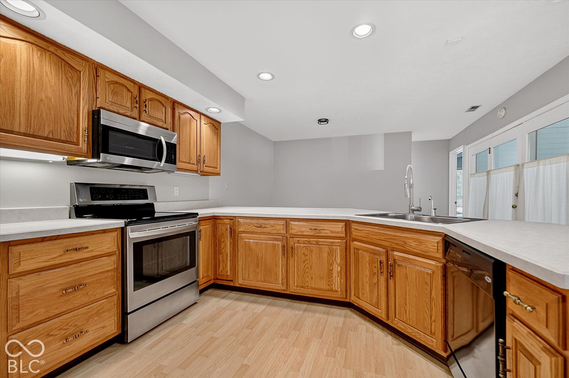9503 Cadbury Circle, Indianapolis, IN 46260