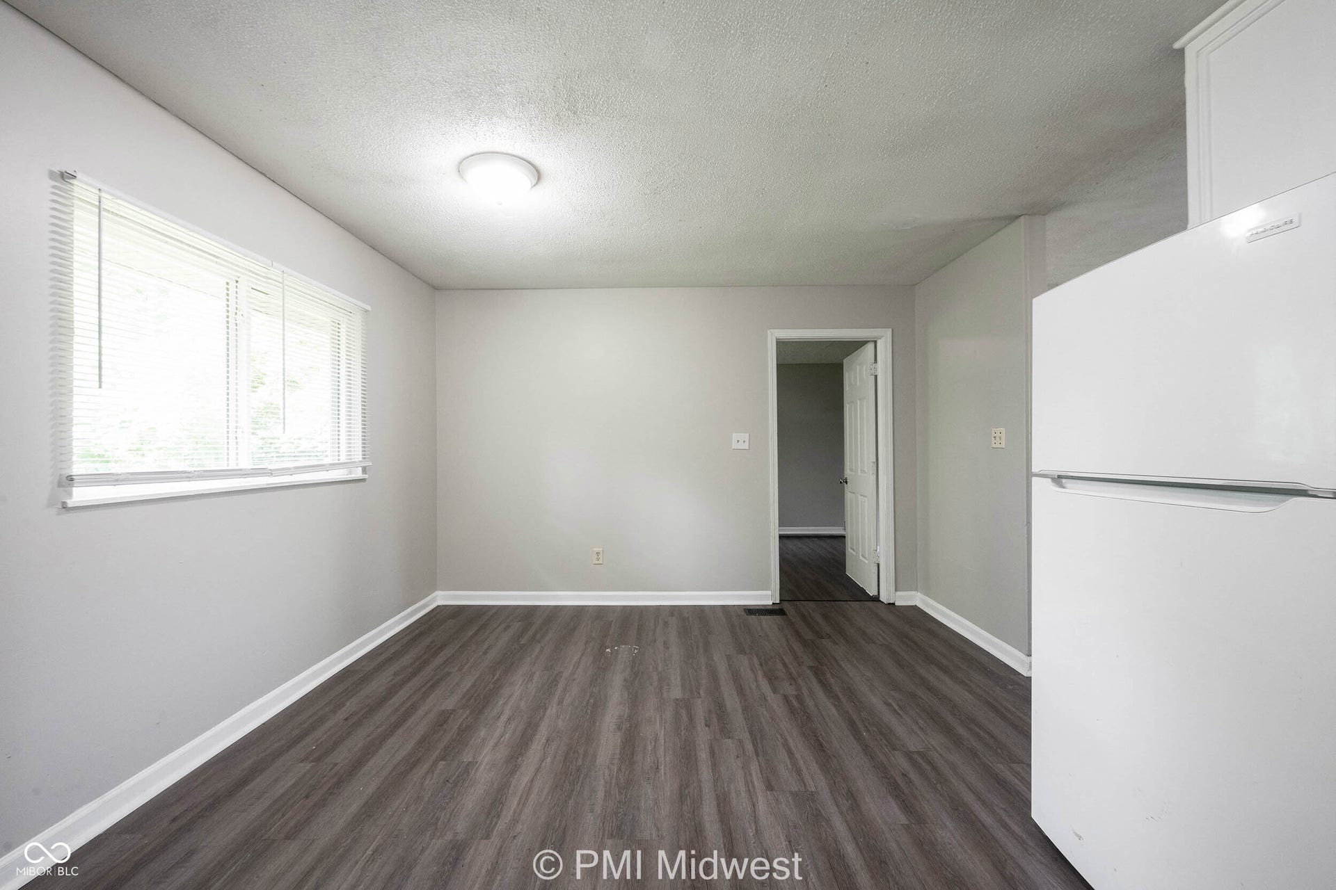 9313 Rochelle Drive, Indianapolis, IN 46235 9313 Rochelle Drive, Indianapolis, IN 46235