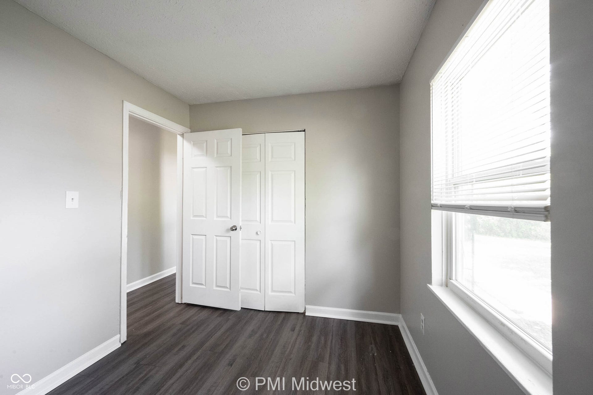 9313 Rochelle Drive, Indianapolis, IN 46235 9313 Rochelle Drive, Indianapolis, IN 46235