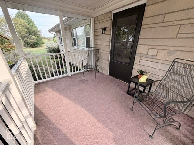 315 E Willard Avenue, Rushville, IN 46173 315 E Willard Avenue, Rushville, IN 46173