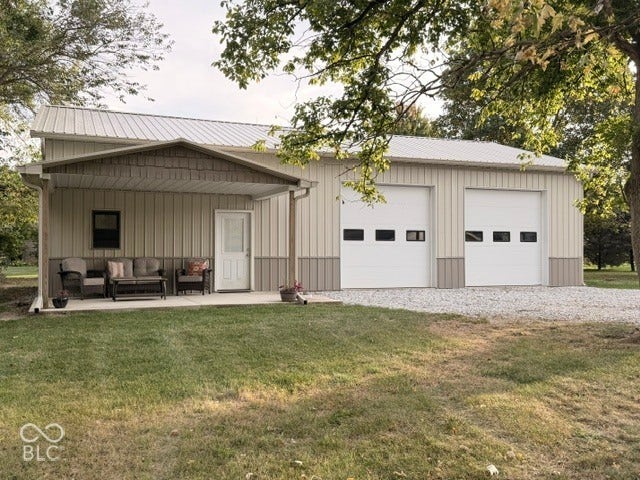 315 E Willard Avenue, Rushville, IN 46173 315 E Willard Avenue, Rushville, IN 46173