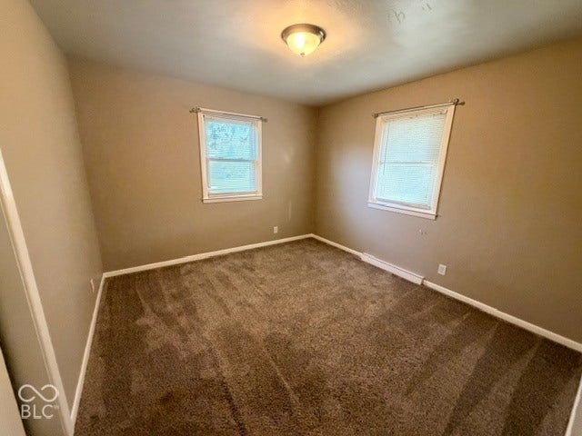 315 E Willard Avenue, Rushville, IN 46173 315 E Willard Avenue, Rushville, IN 46173