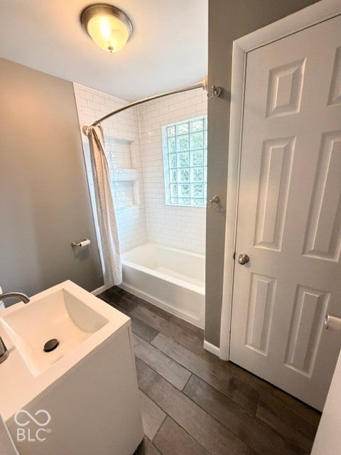 315 E Willard Avenue, Rushville, IN 46173 315 E Willard Avenue, Rushville, IN 46173