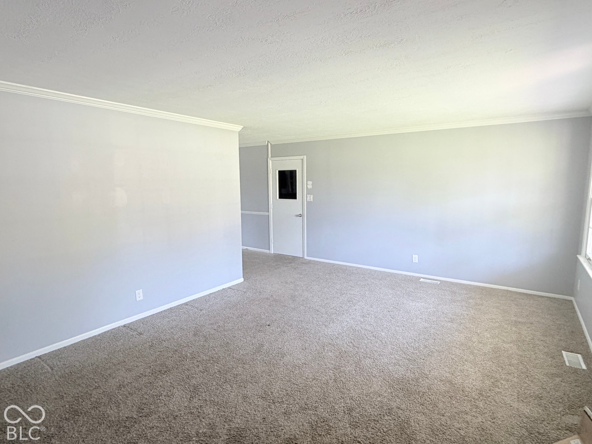 6932 Tousley Drive, Indianapolis, IN 46256 6932 Tousley Drive, Indianapolis, IN 46256