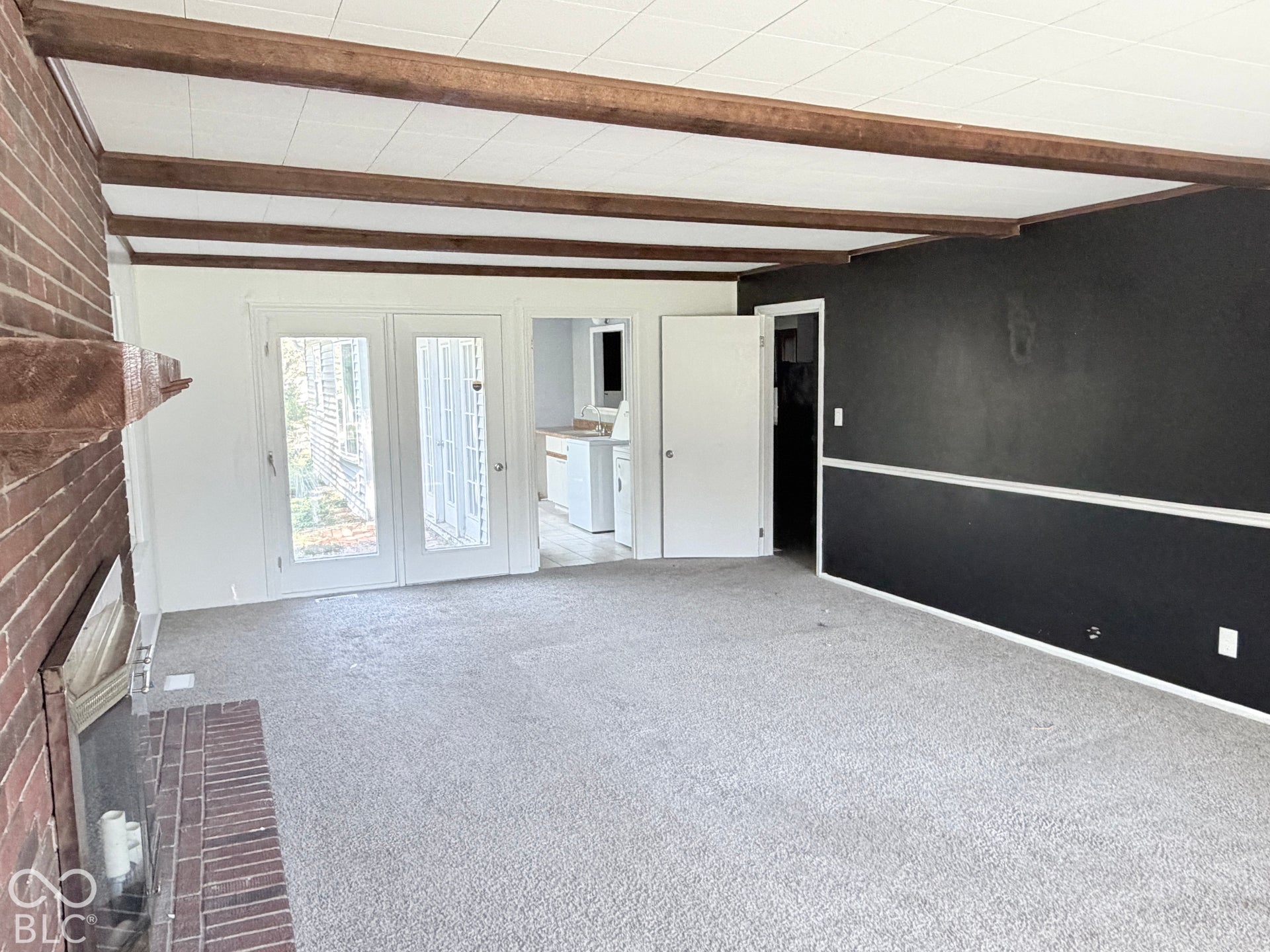 6932 Tousley Drive, Indianapolis, IN 46256 6932 Tousley Drive, Indianapolis, IN 46256