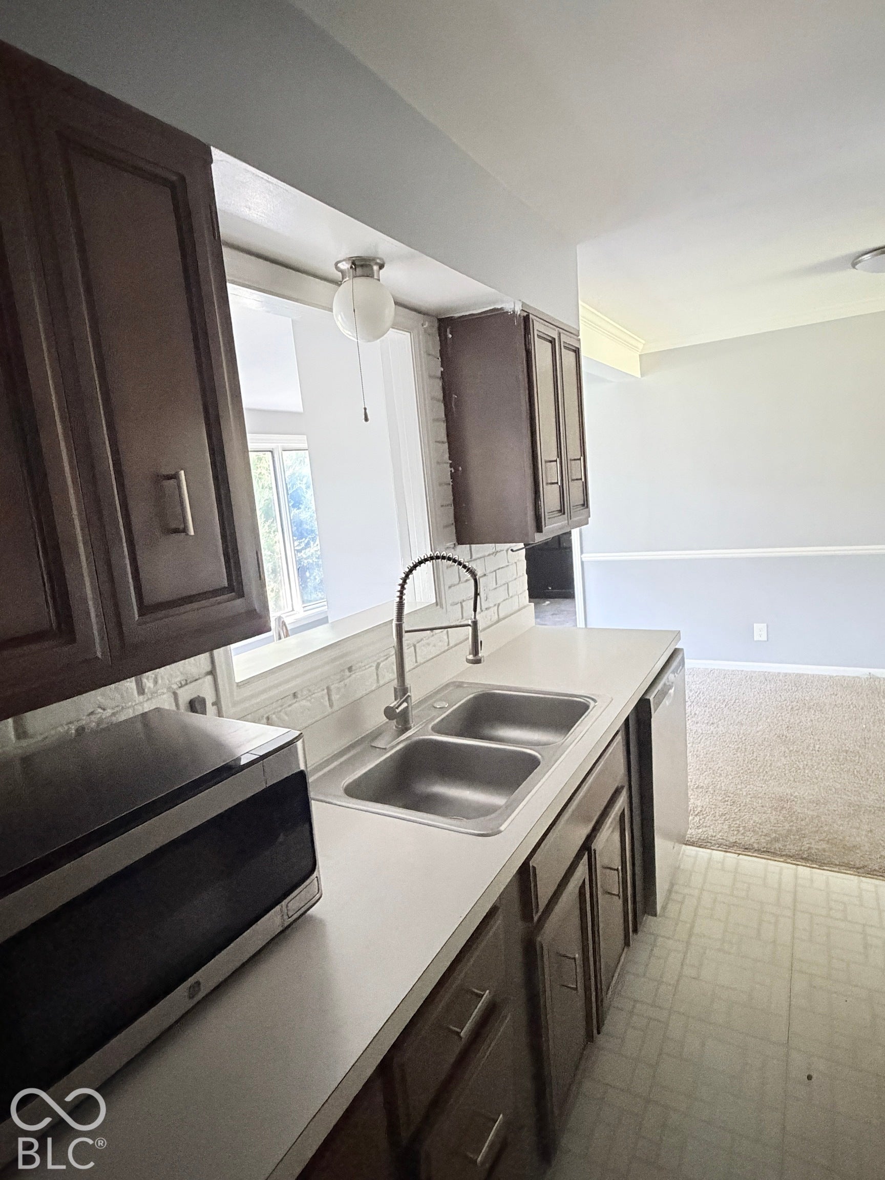 6932 Tousley Drive, Indianapolis, IN 46256 6932 Tousley Drive, Indianapolis, IN 46256