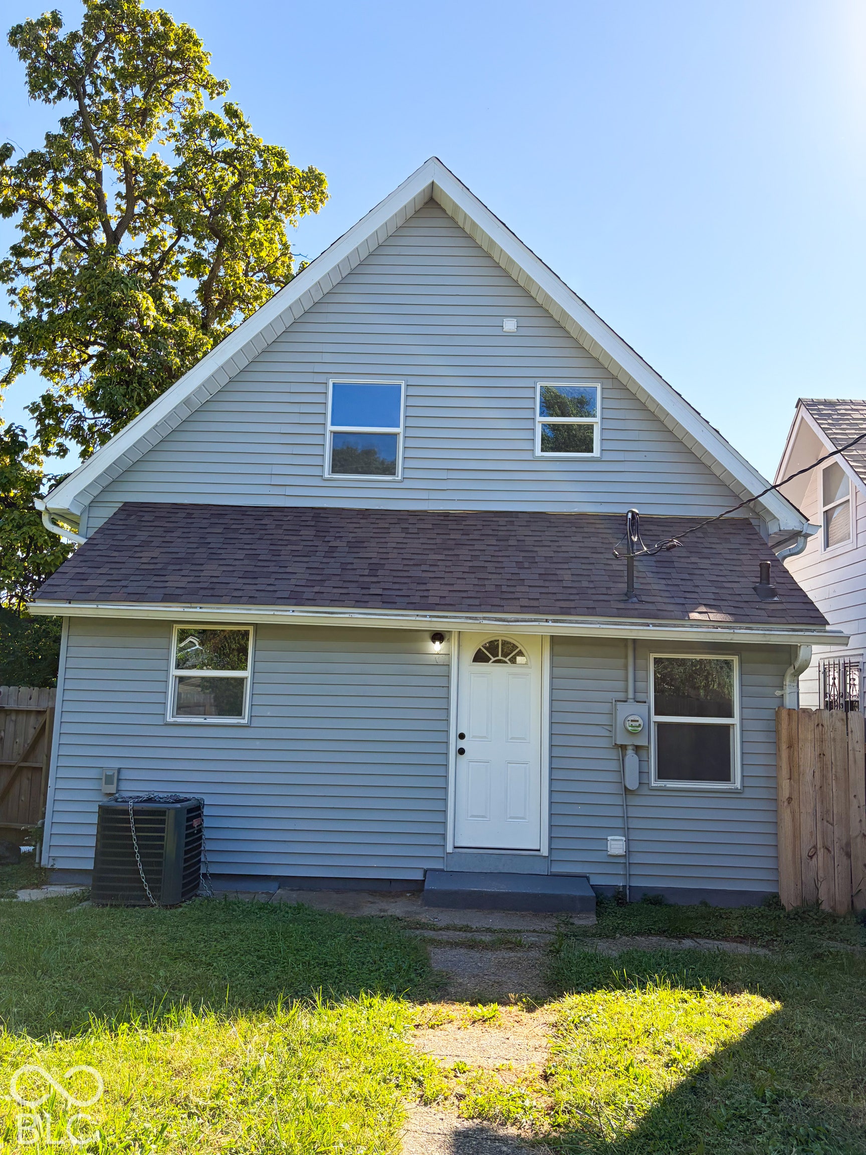 1058 W 29th Street, Indianapolis, IN 46208
