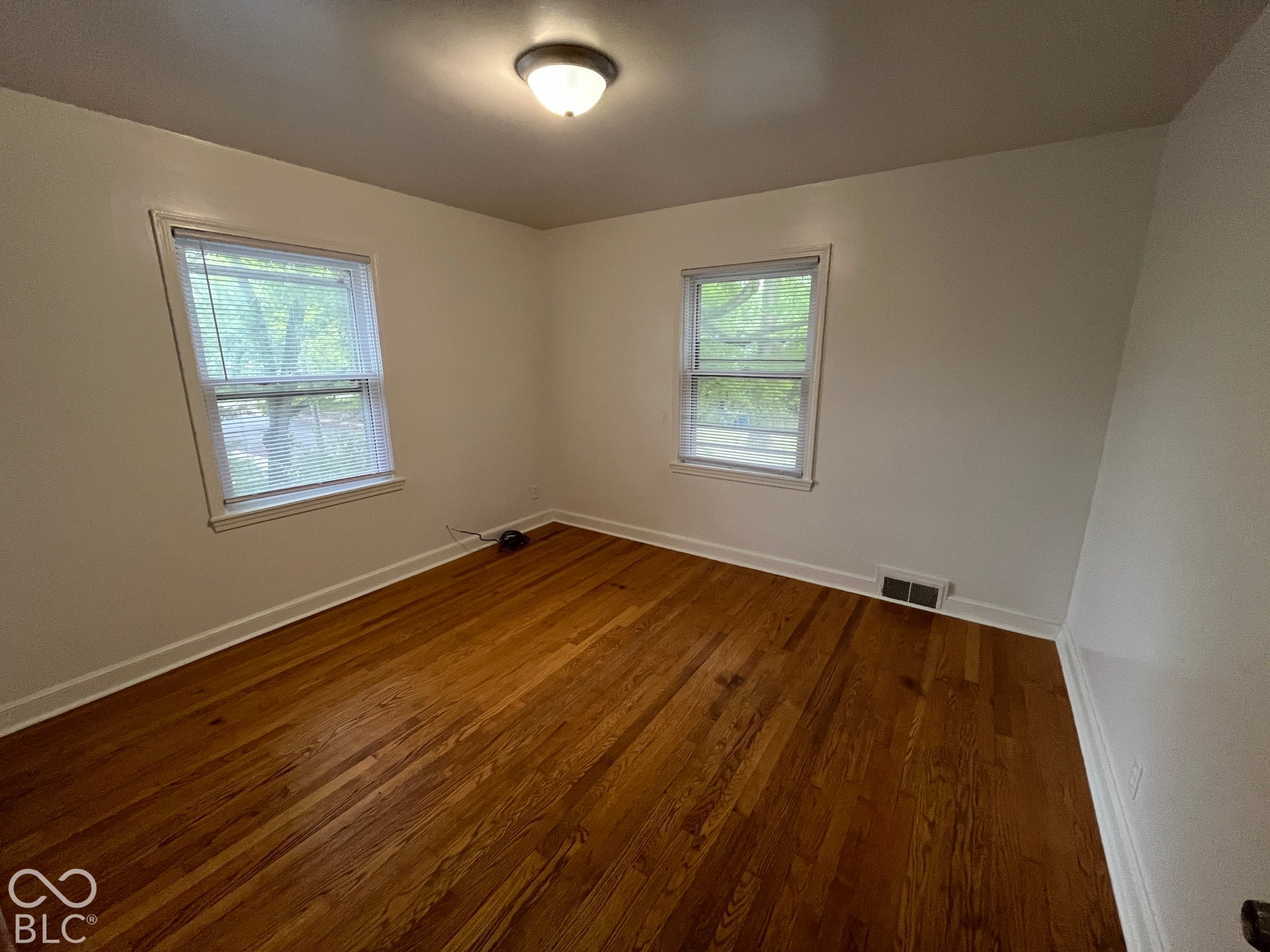 160 W 47th Street, Indianapolis, IN 46208