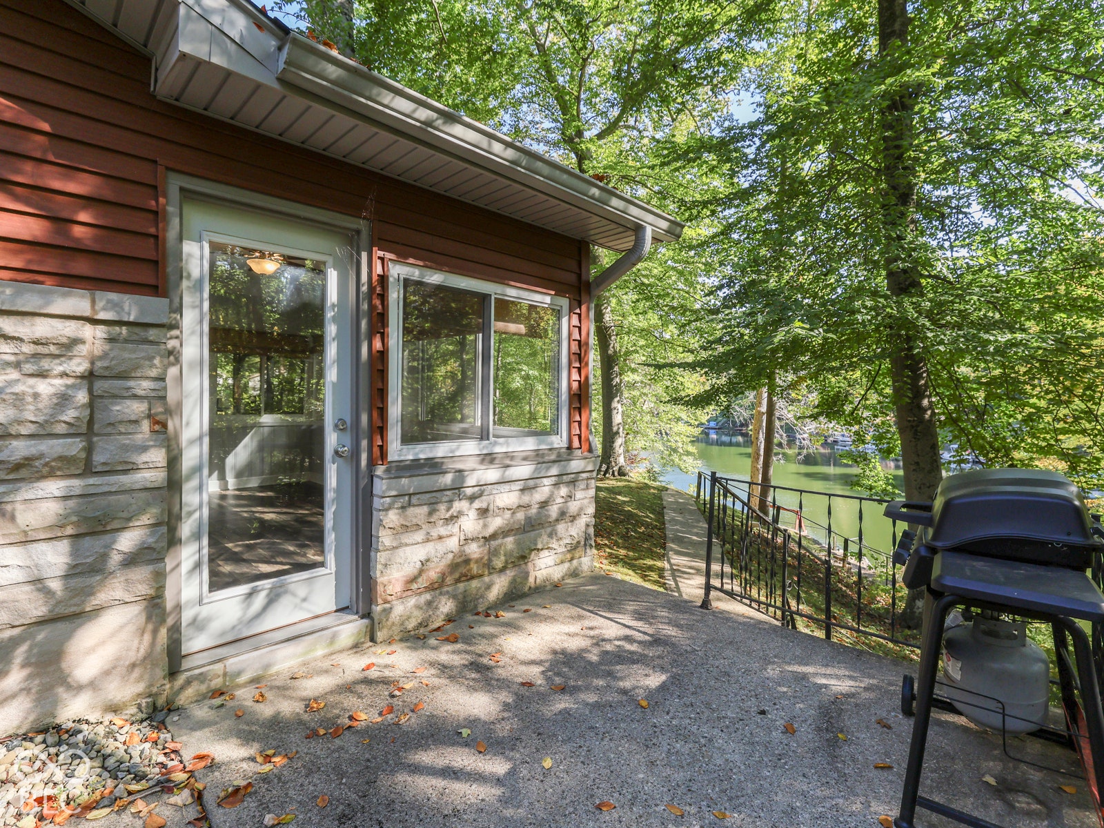 8285 S Lilly Lane, Nineveh, IN 46164