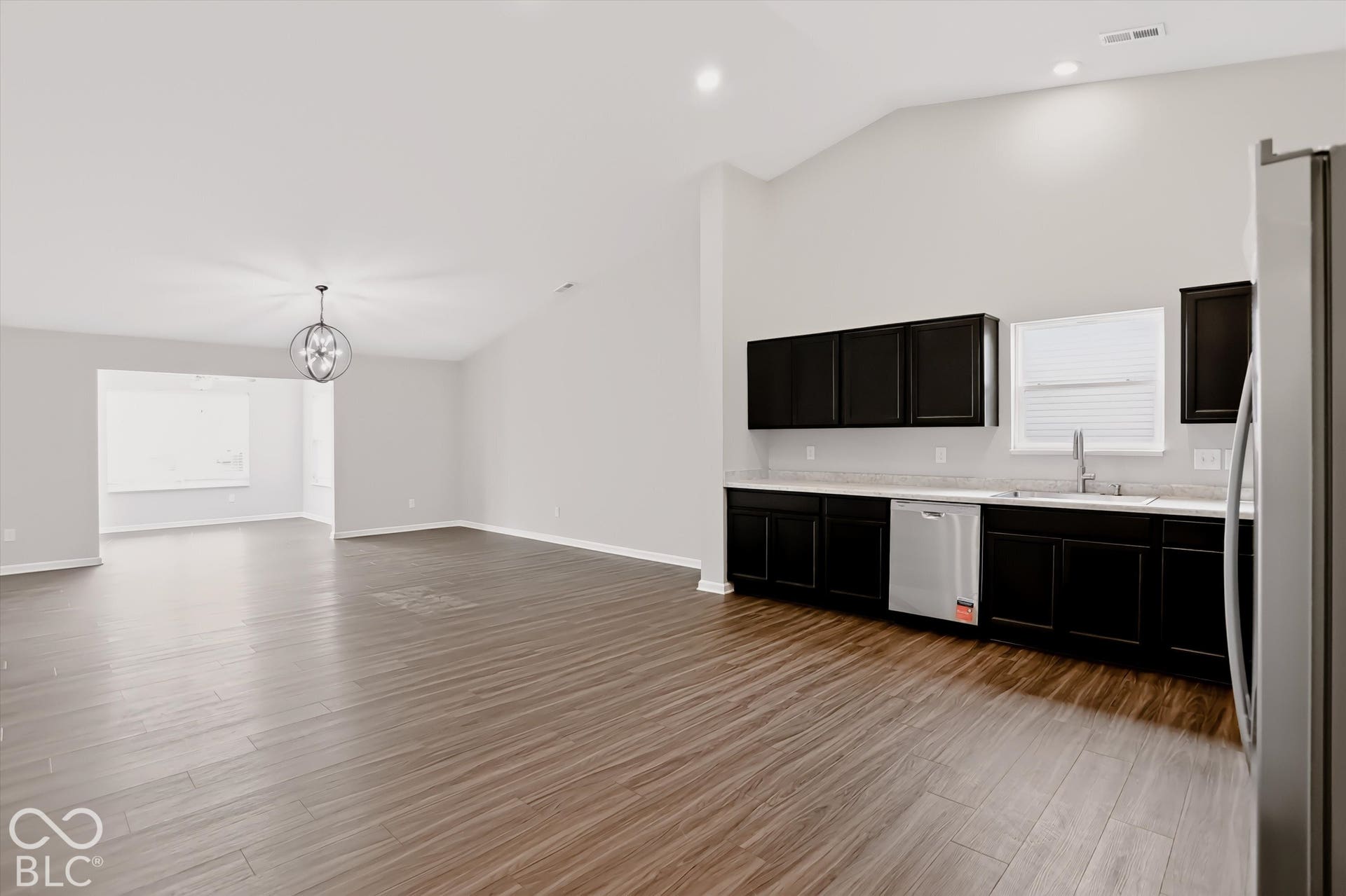 10101 Camp Creek Way, Indianapolis, IN 46229