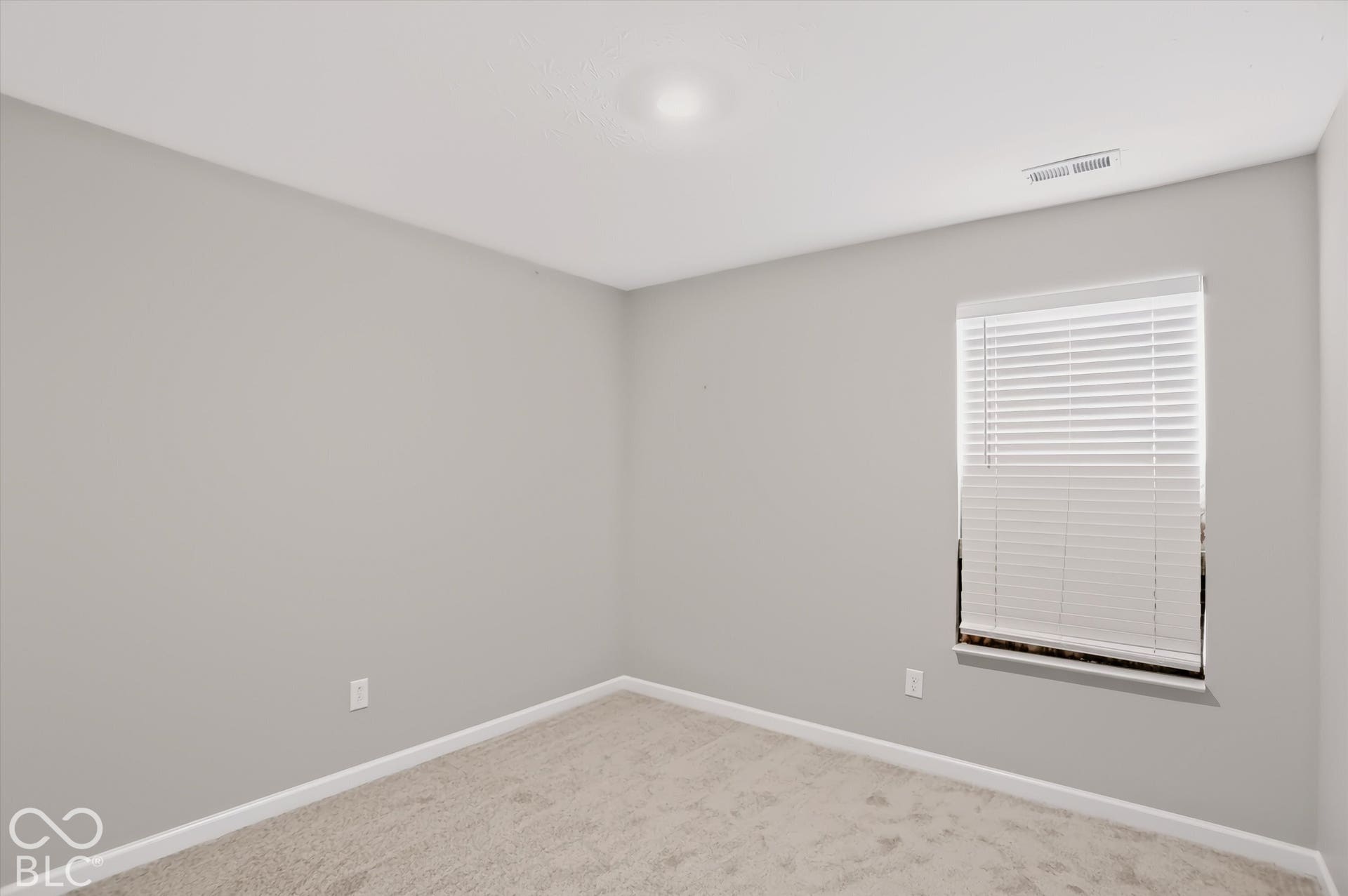 10101 Camp Creek Way, Indianapolis, IN 46229