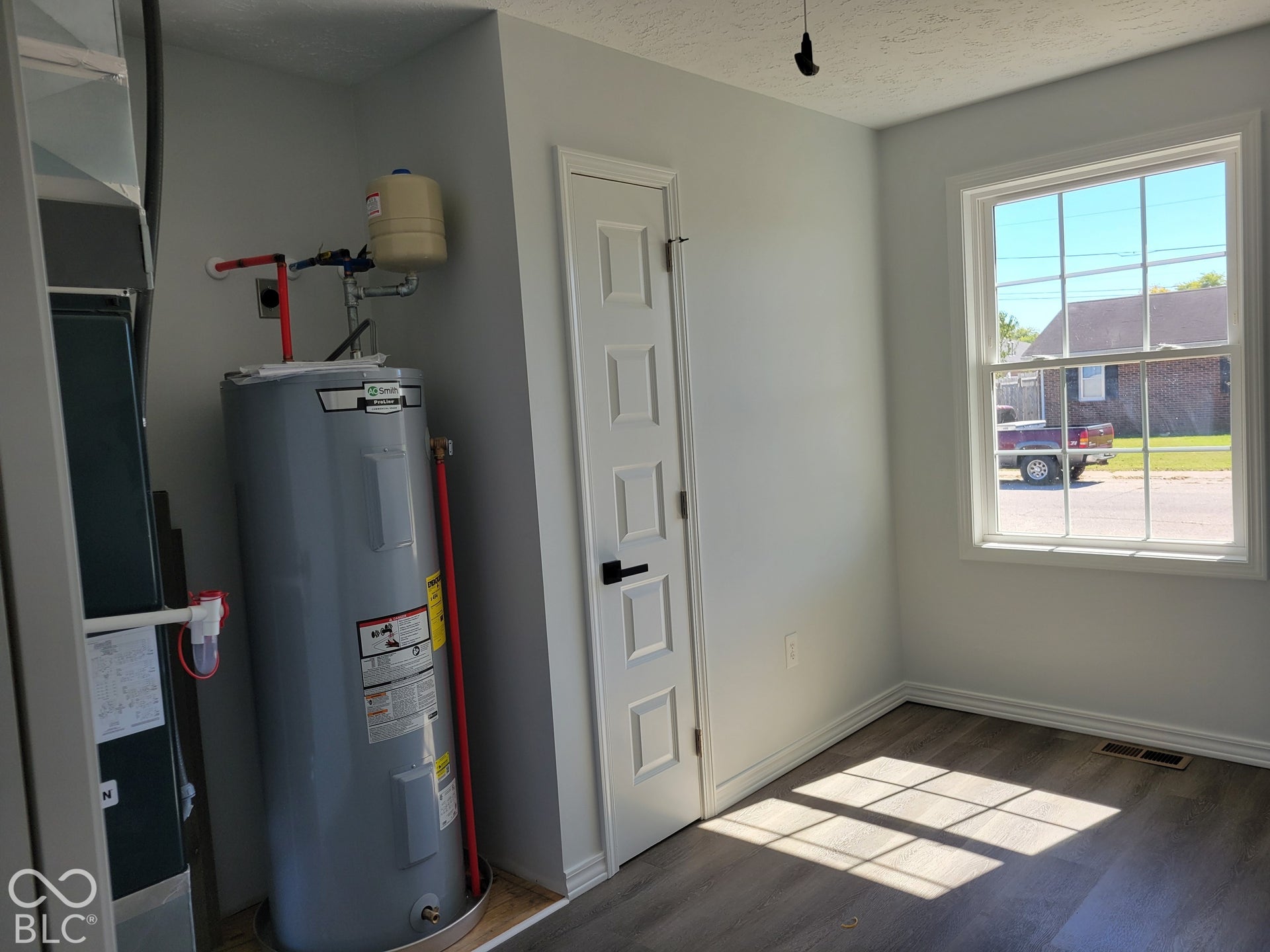 805 Holiday Drive, Seymour, IN 47274