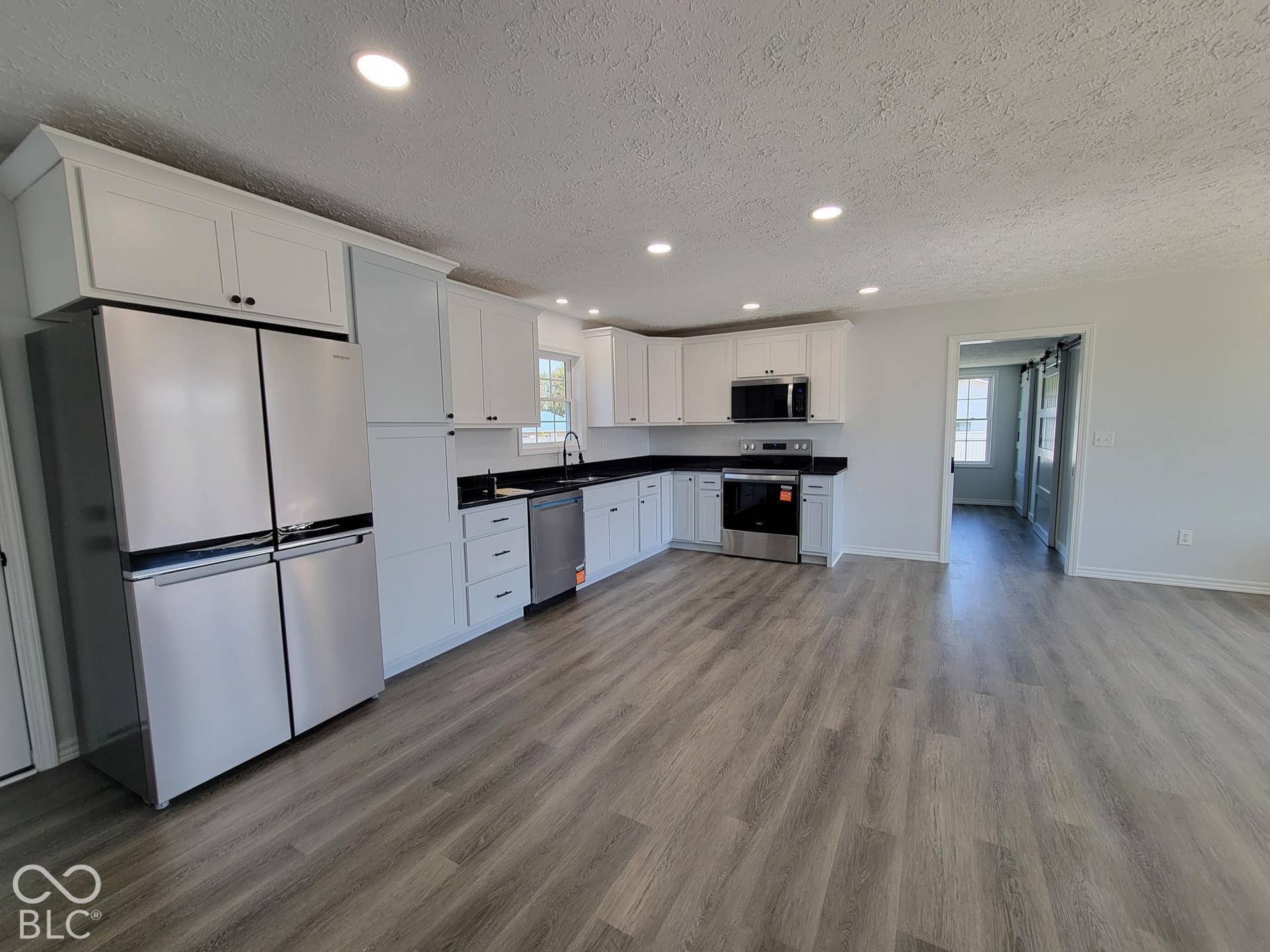 805 Holiday Drive, Seymour, IN 47274