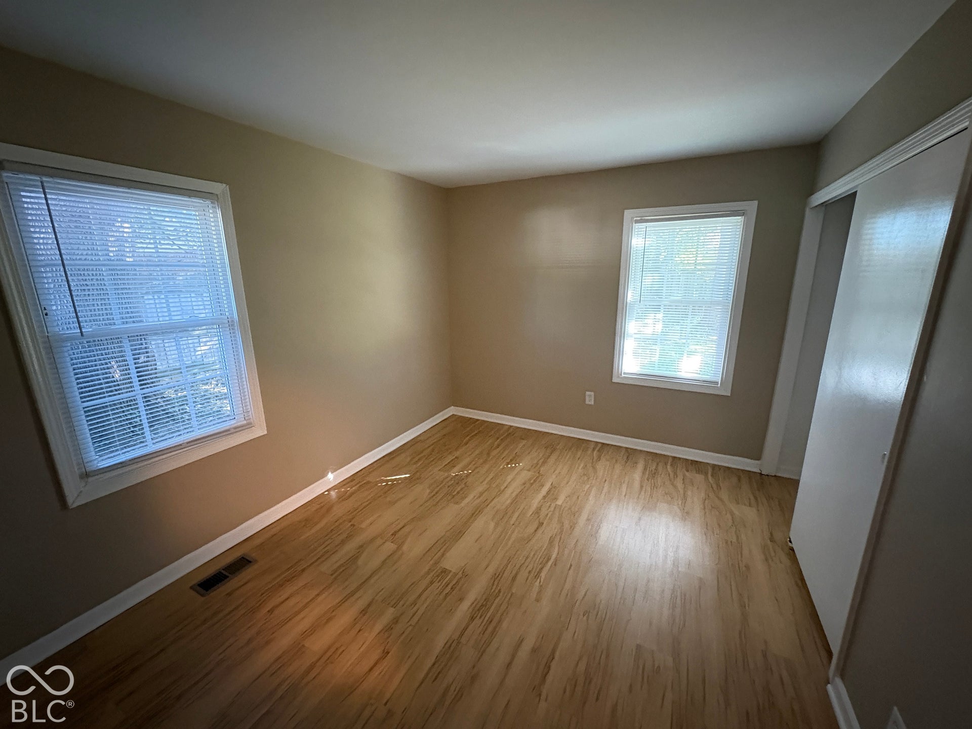 2649 Ebbie Road, Indianapolis, IN 46219