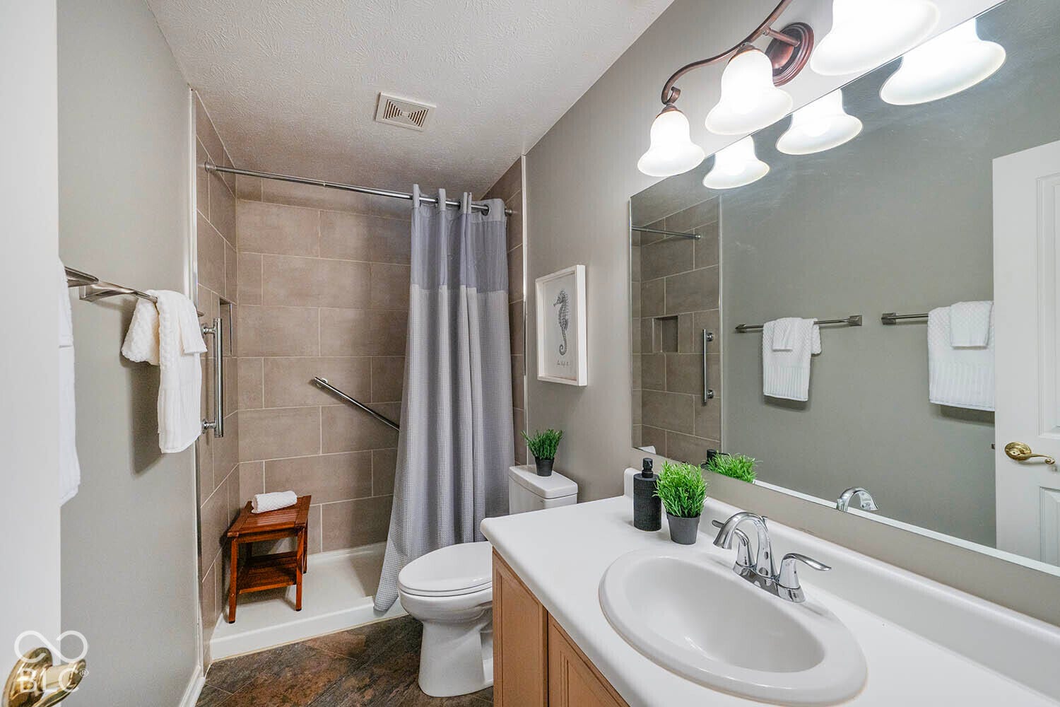 6573 Quail Run, Fishers, IN 46038