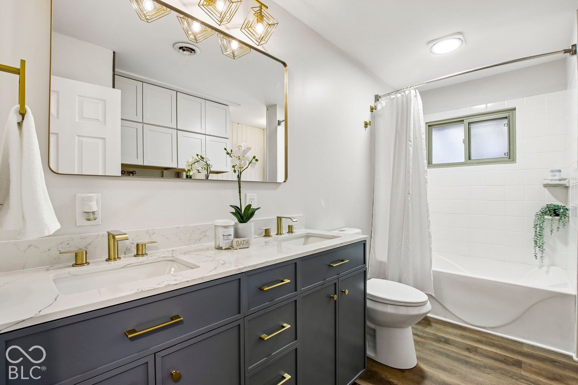 537 S 4th Avenue, Beech Grove, IN 46107