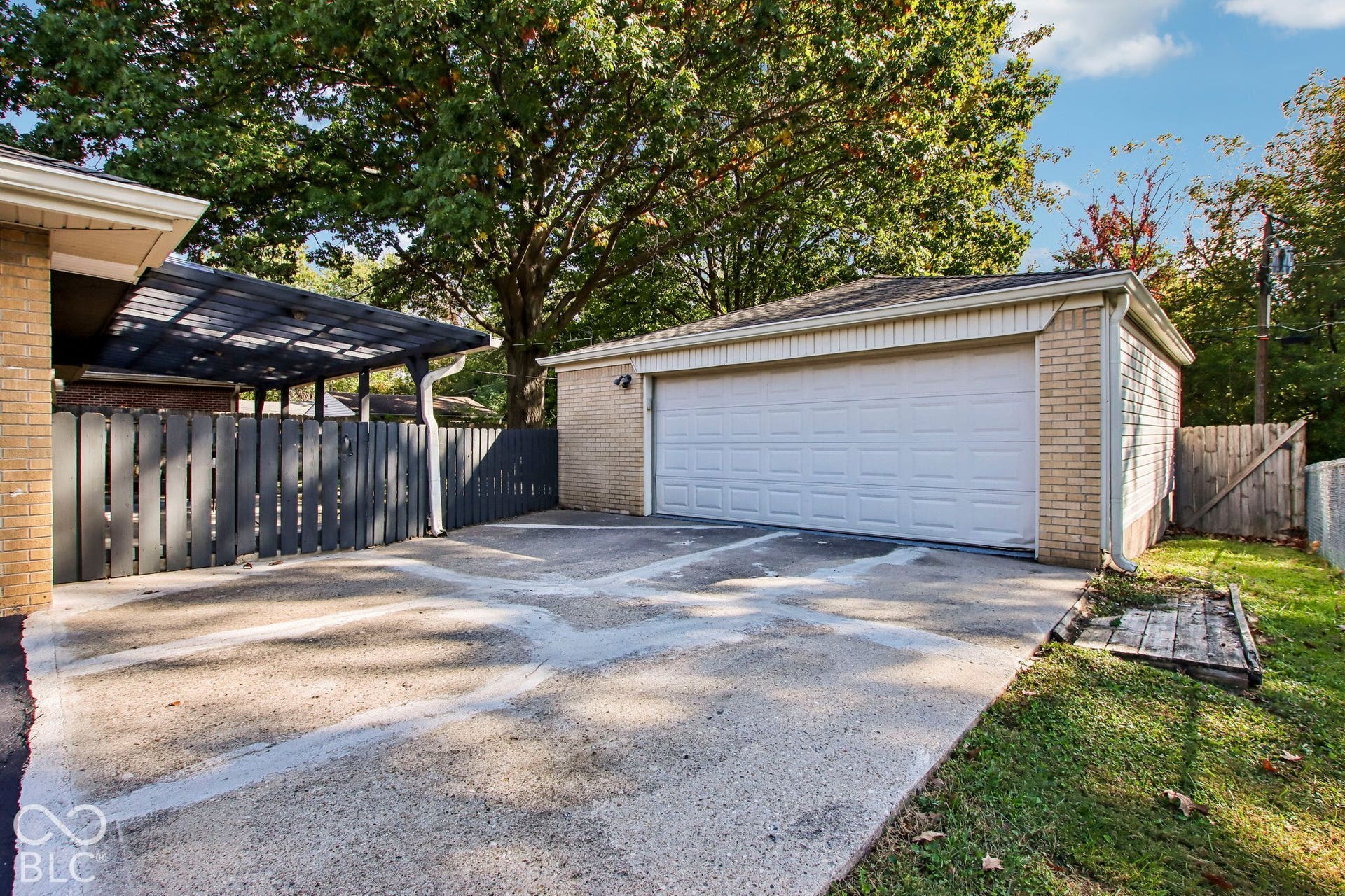 537 S 4th Avenue, Beech Grove, IN 46107