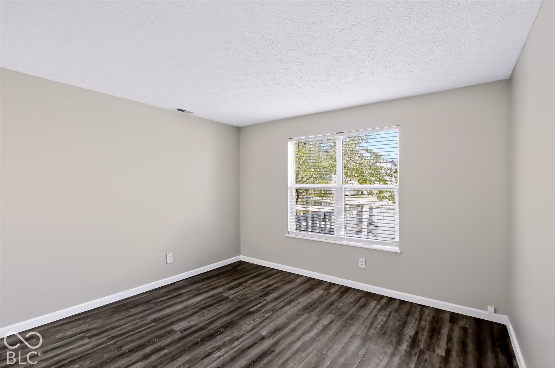 9450 Aberdare Drive, Indianapolis, IN 46250